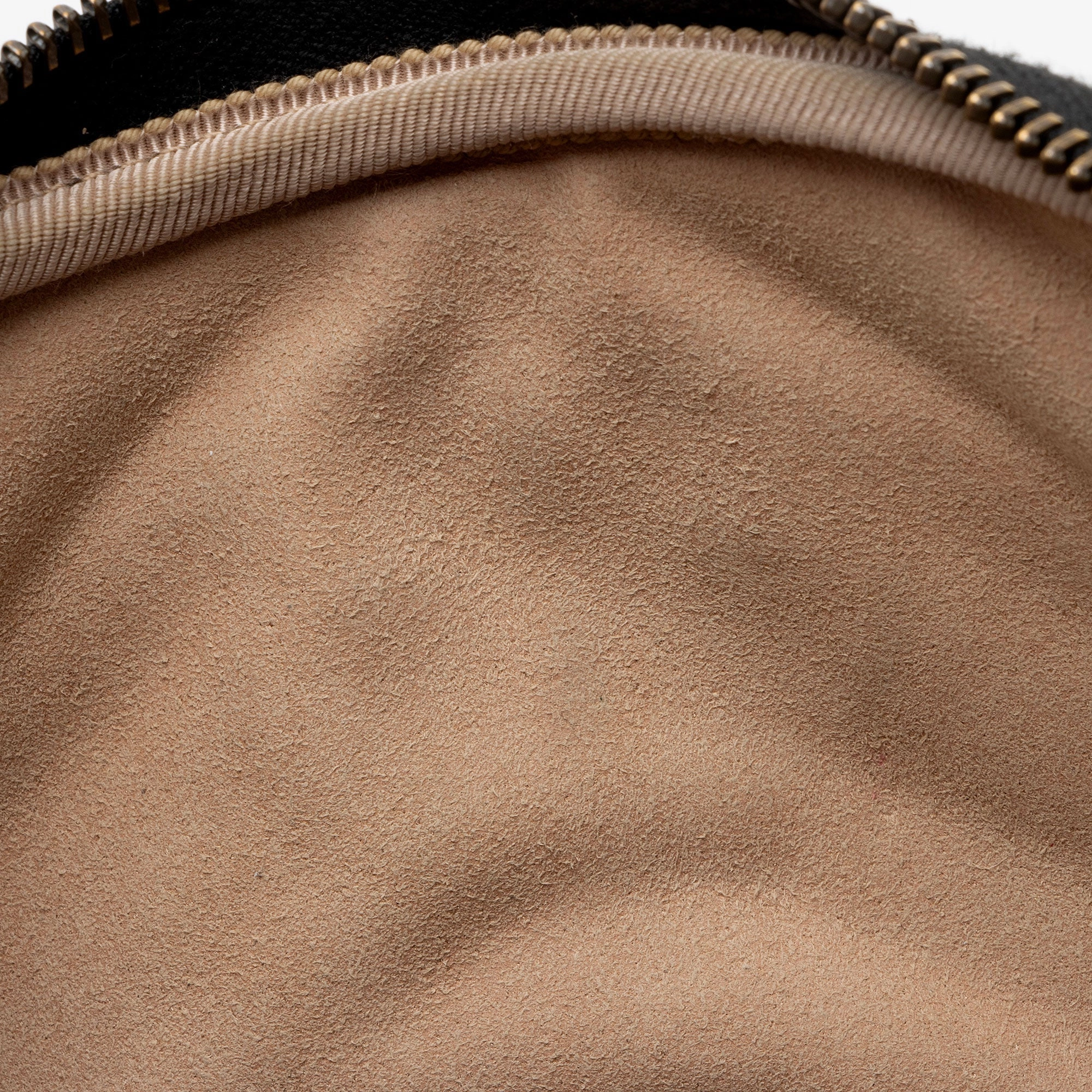 Gucci Matelasse Leather GG Marmont Small Crossbody (SHF-EJfMHM)