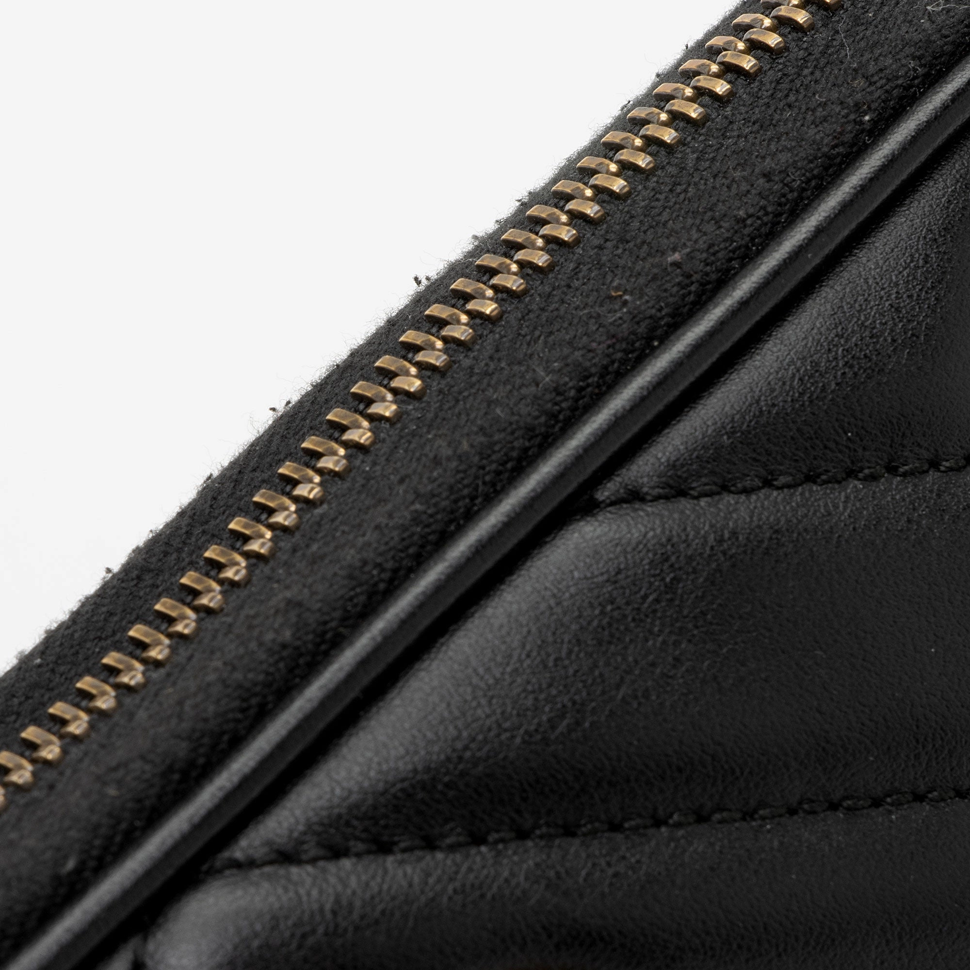 Gucci Matelasse Leather GG Marmont Small Crossbody (SHF-EJfMHM)