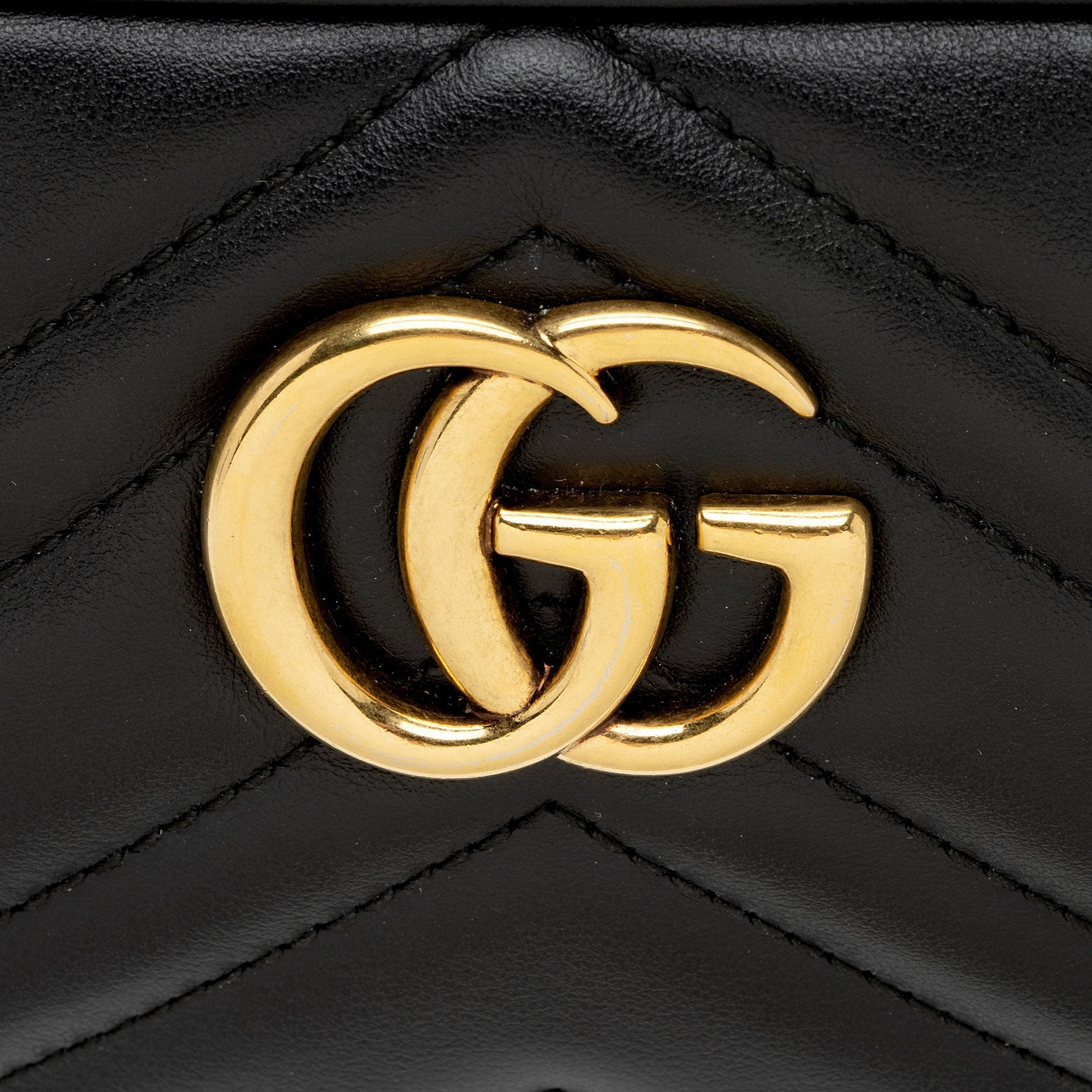 Gucci Matelasse Leather GG Marmont Small Crossbody (SHF-EJfMHM)