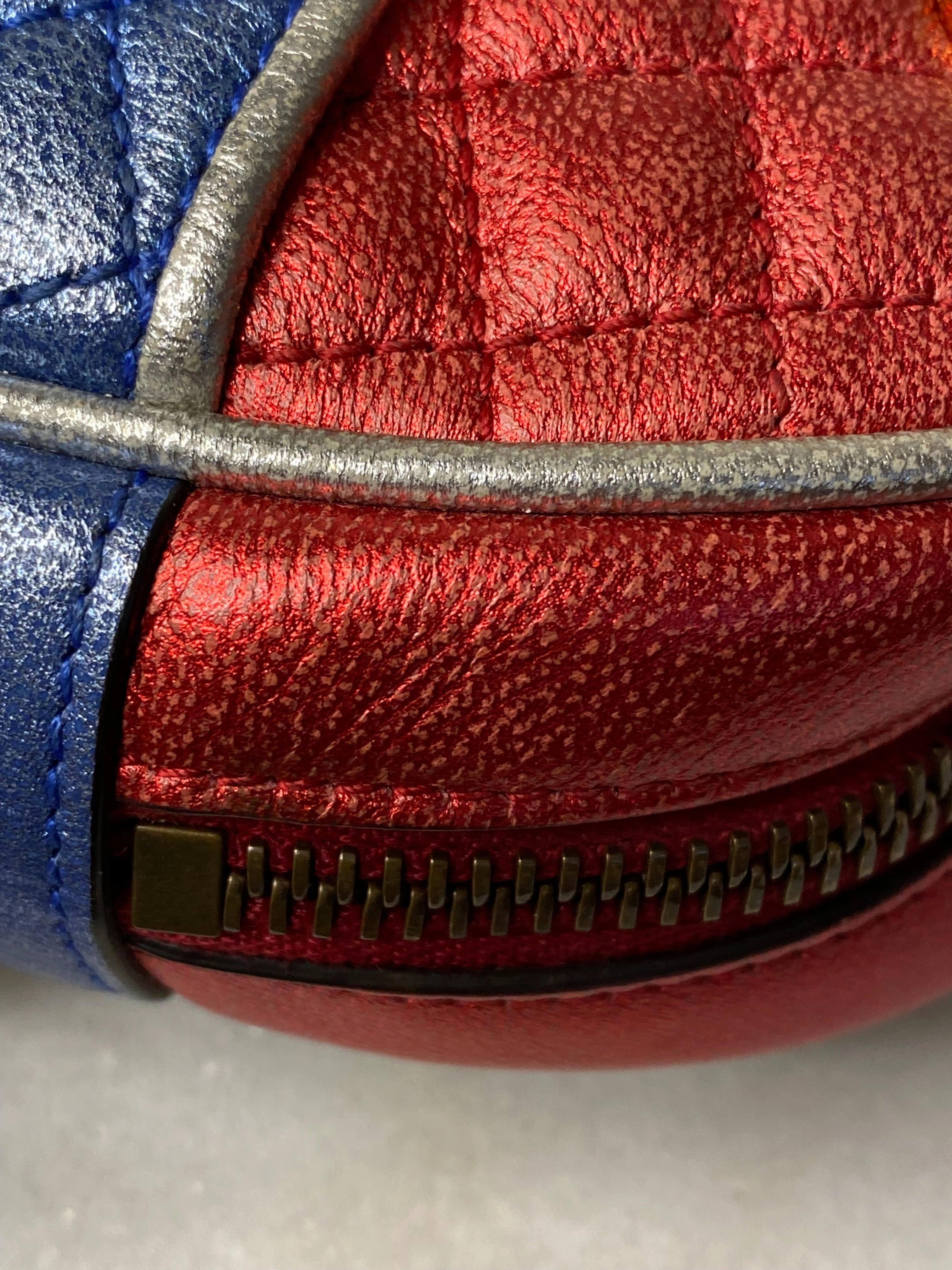 Gucci Metallic Bicolor Trapuntata Crossbody Bag
