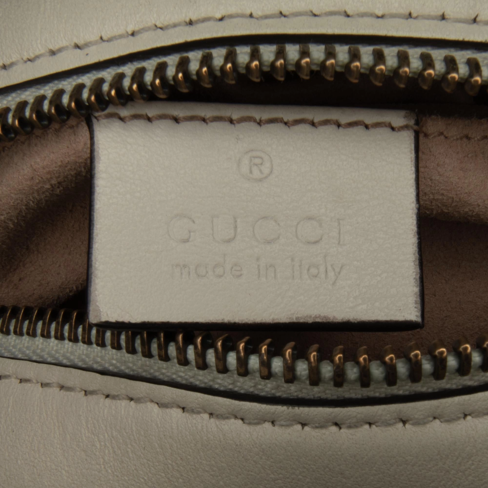 Gucci Mini GG Marmont Matelasse Crossbody (SHG-Zpsdpz)