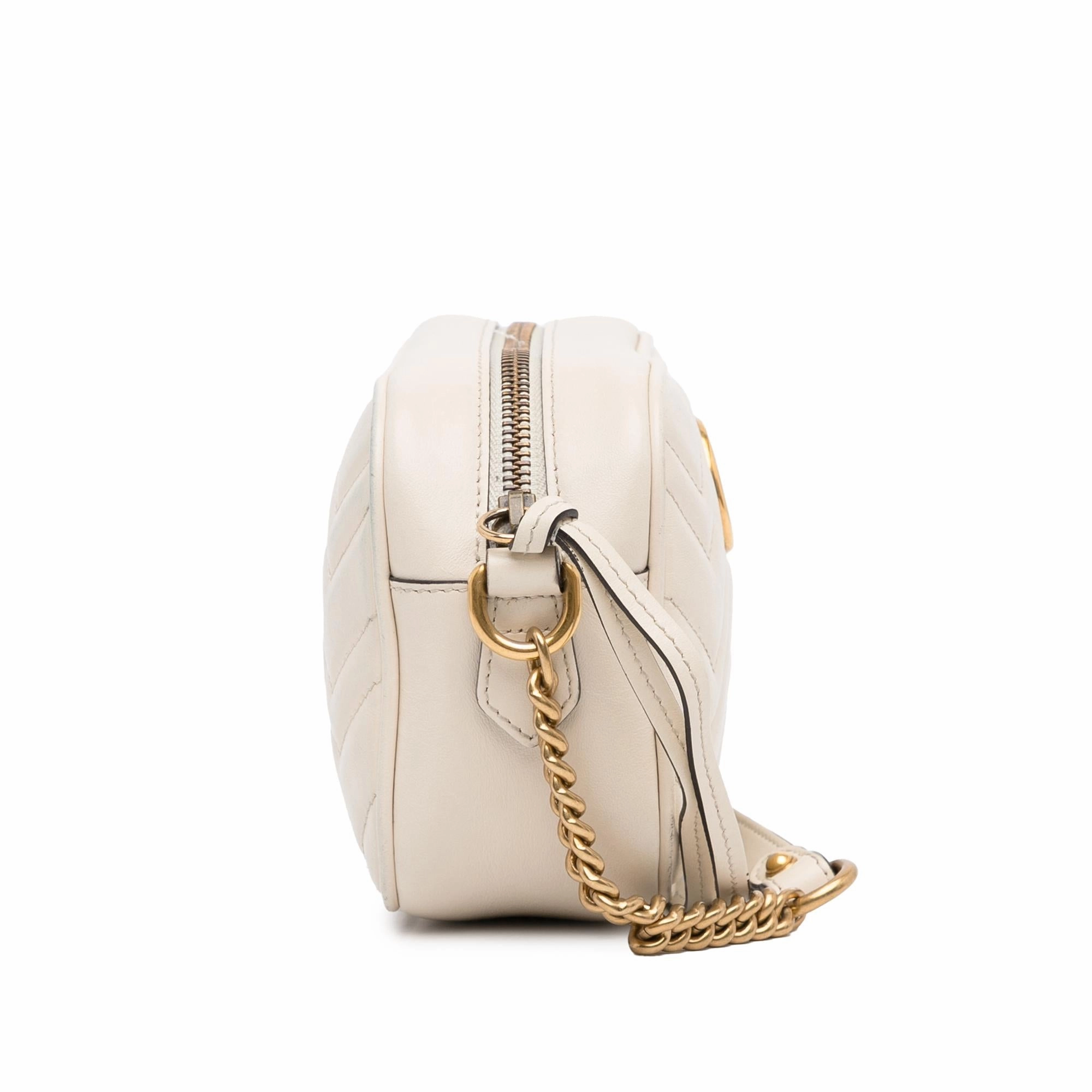 Gucci Mini GG Marmont Matelasse Crossbody (SHG-Zpsdpz)