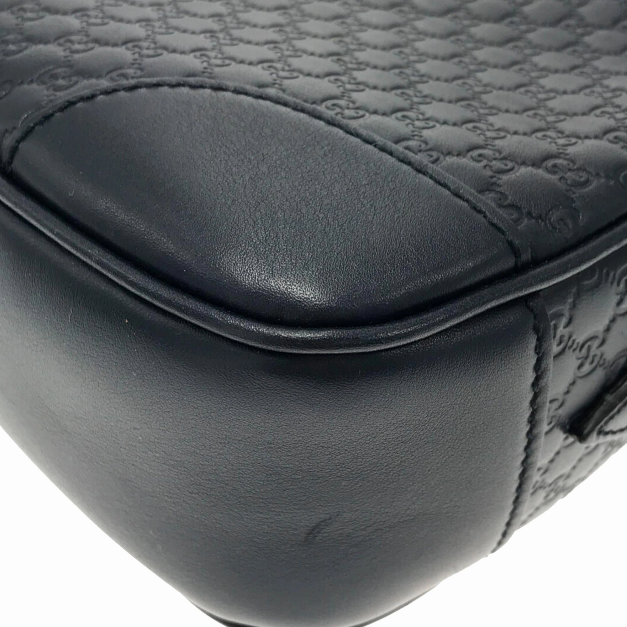 Gucci Mini Microguccissima Bree Crossbody (SHG-P4FNMI)