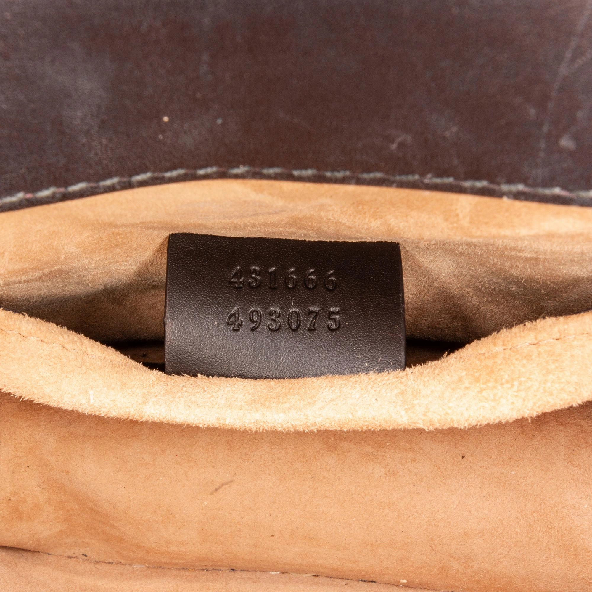Gucci Mini Sylvie Leather Chain Crossbody Bag (SHG-Rb9ccQ)