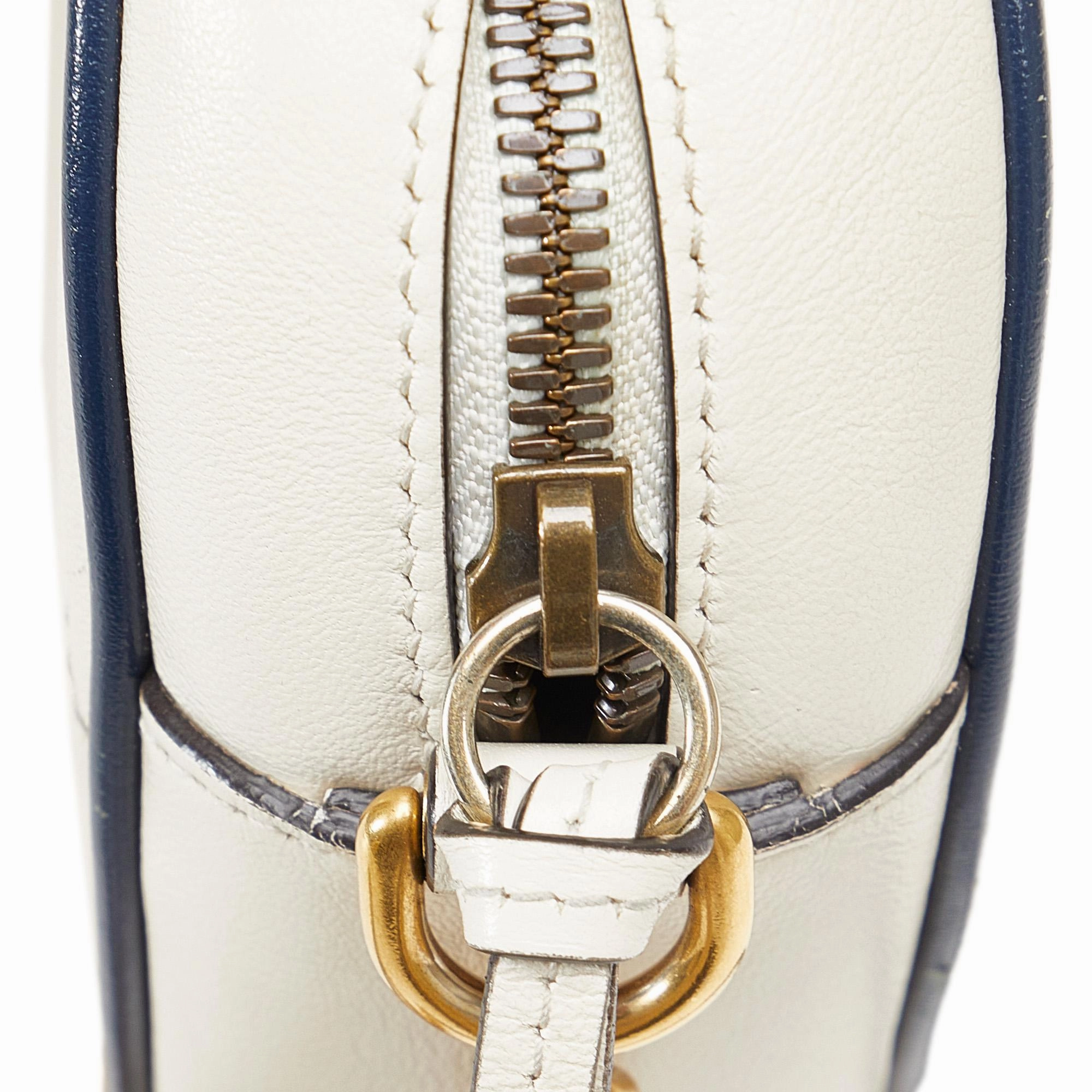 Gucci Mini Torchon GG Marmont Round Crossbody Bag (SHG-QPna6L)