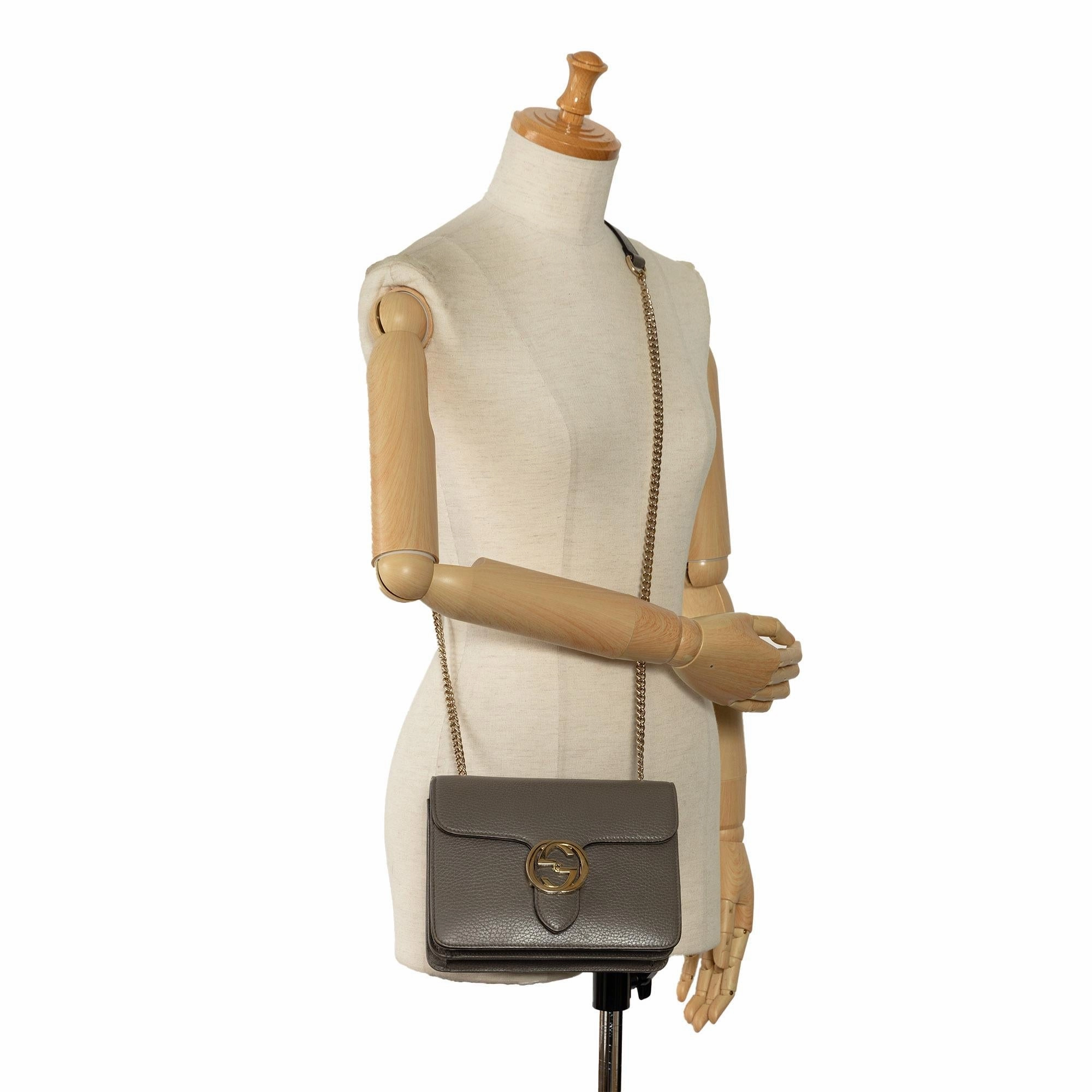 Gucci Small Dollar Interlocking G Crossbody (SHG-AxPlpZ)