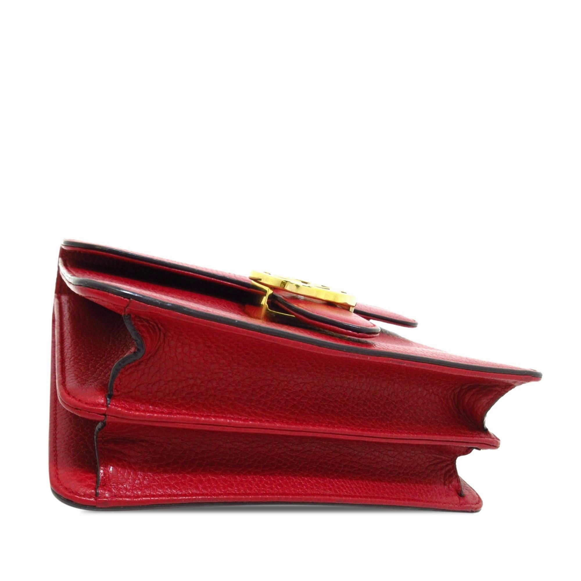Gucci Small Dollar Interlocking G Crossbody (SHG-IDDdfE)