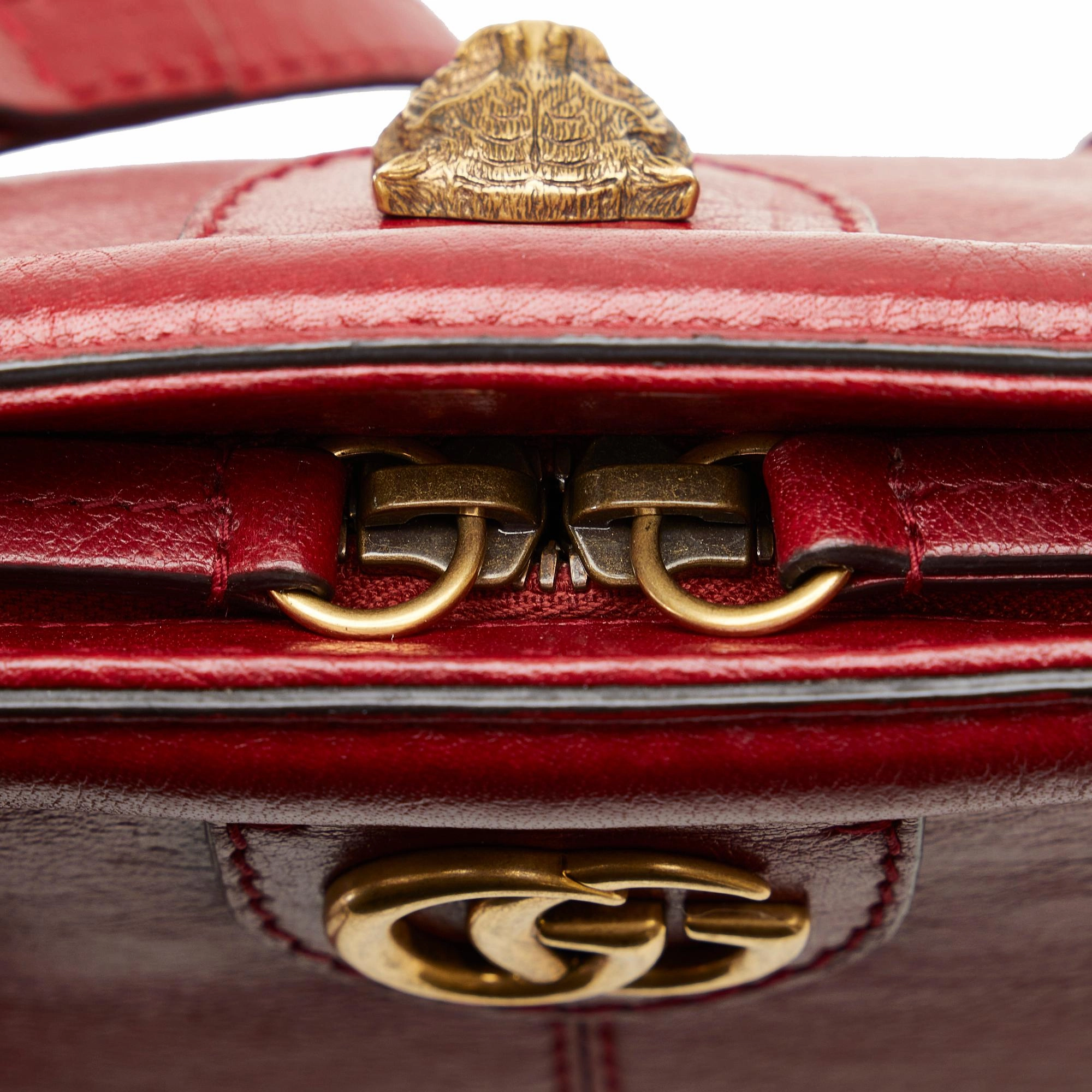 Gucci Small Re(belle) Crossbody Bag (SHG-kxXrrO)