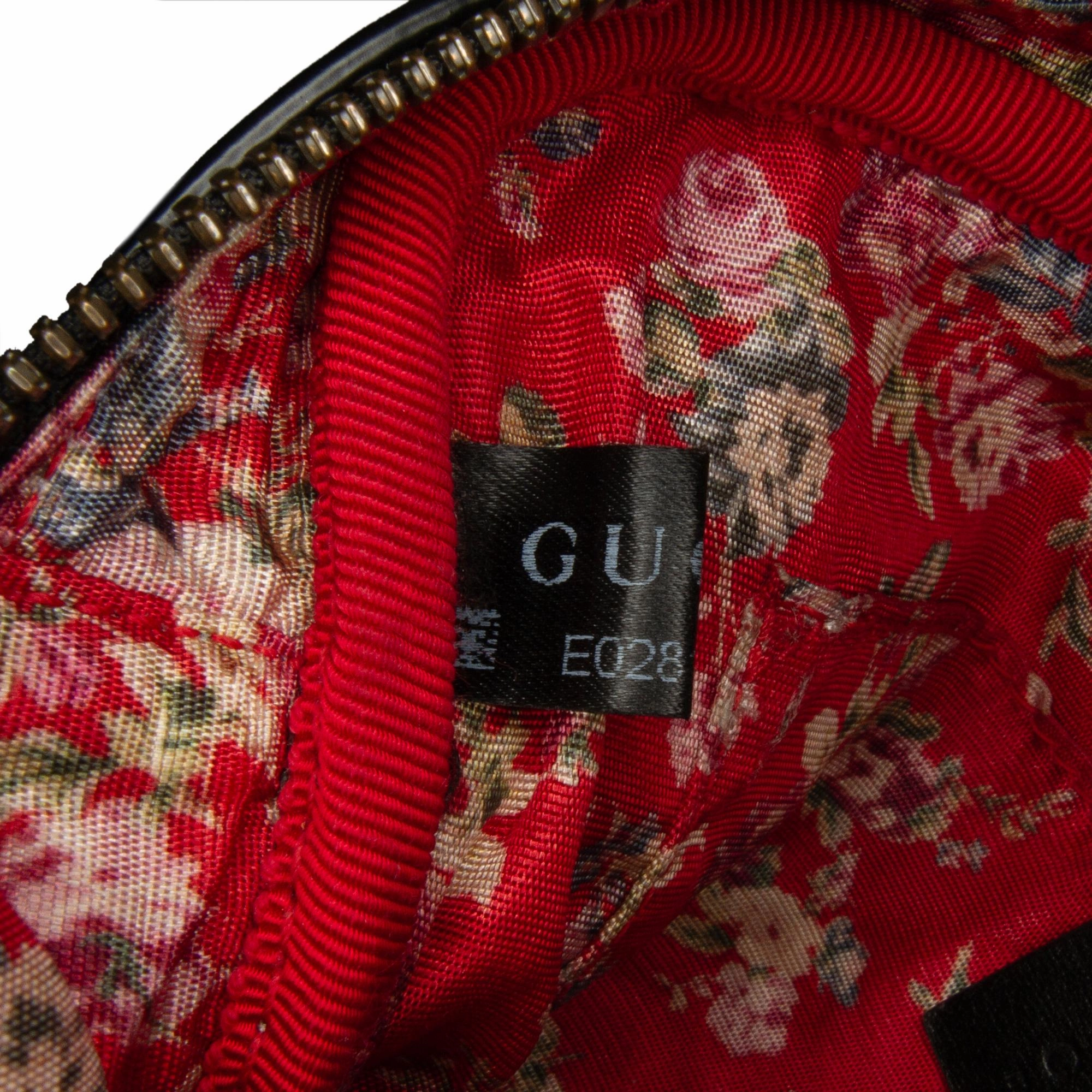 Gucci Small Trampuntata Crossbody Bag (SHG-fxPHOR)