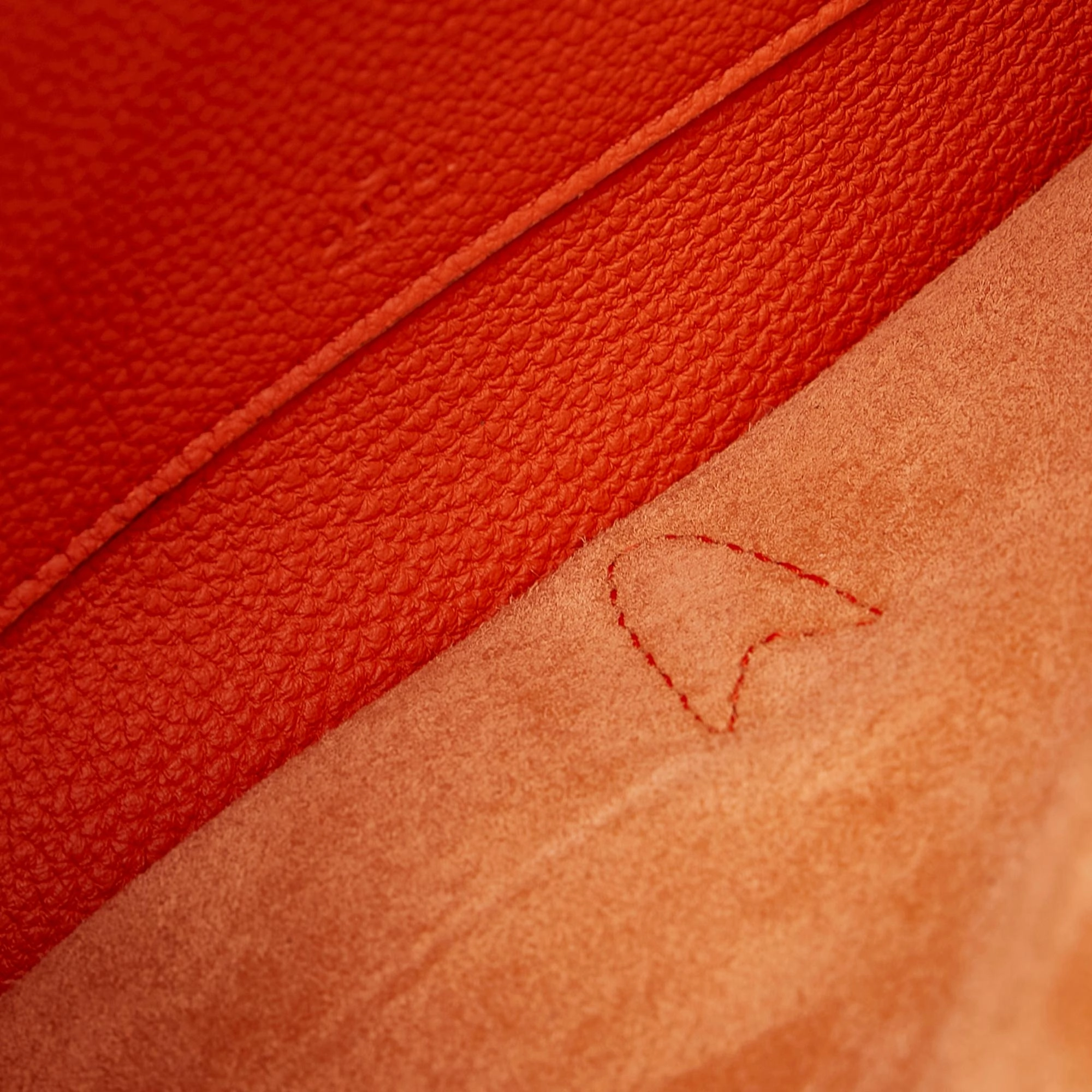 Gucci Soft Jackie Convertible Leather Crossbody Bag (SHG-33160)