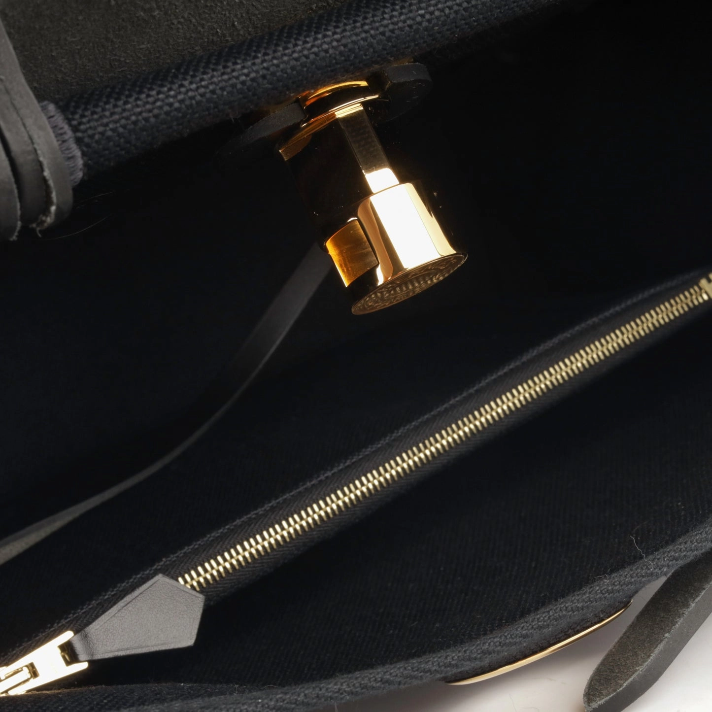 Hermes - Herbag 31 - Noir Canvas / Hunter GHW - Brand New