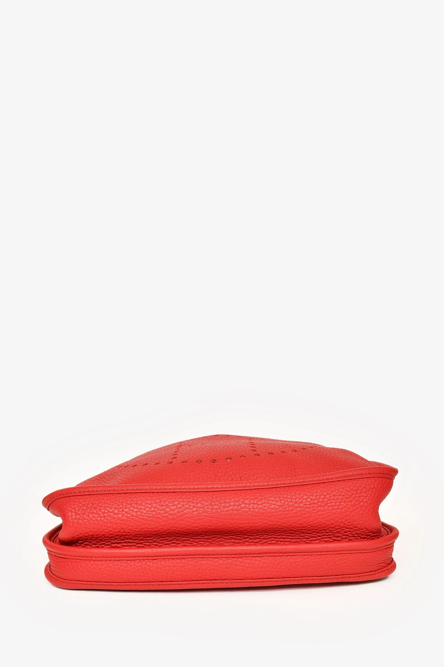 Herms 2010 Red Clemence Leather Evelyne 29