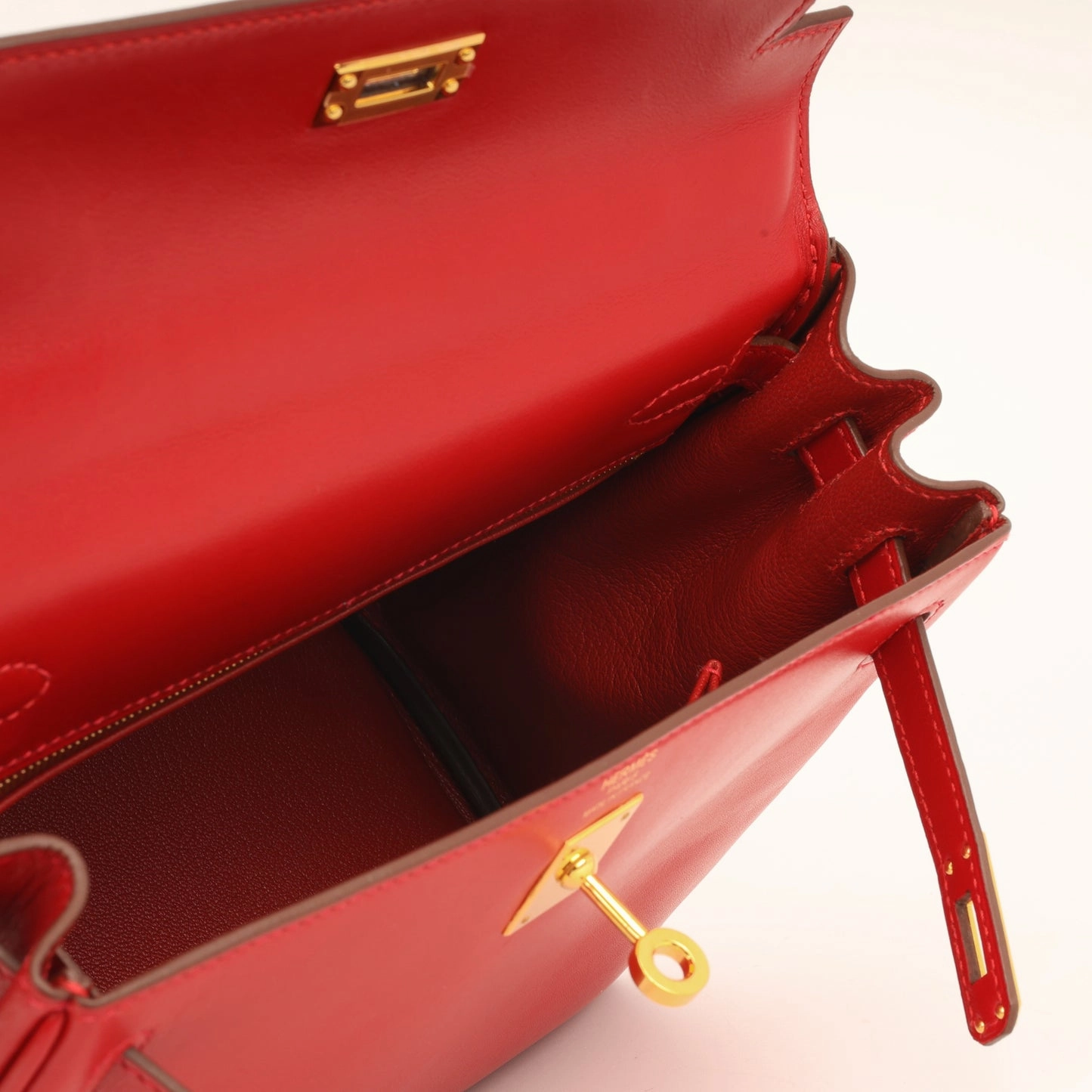 Herms - Kelly 25 - Rouge Vif Tadelakt GHW - Pre-Loved - 2021