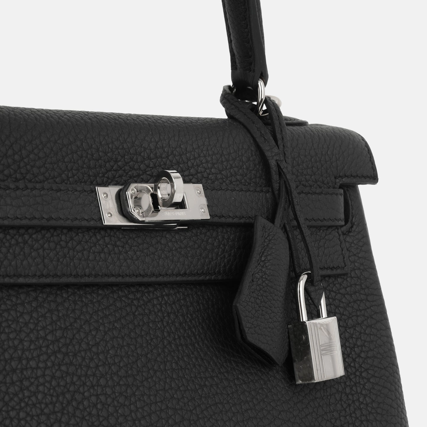 Herms Kelly 25 Noir Togo PHW