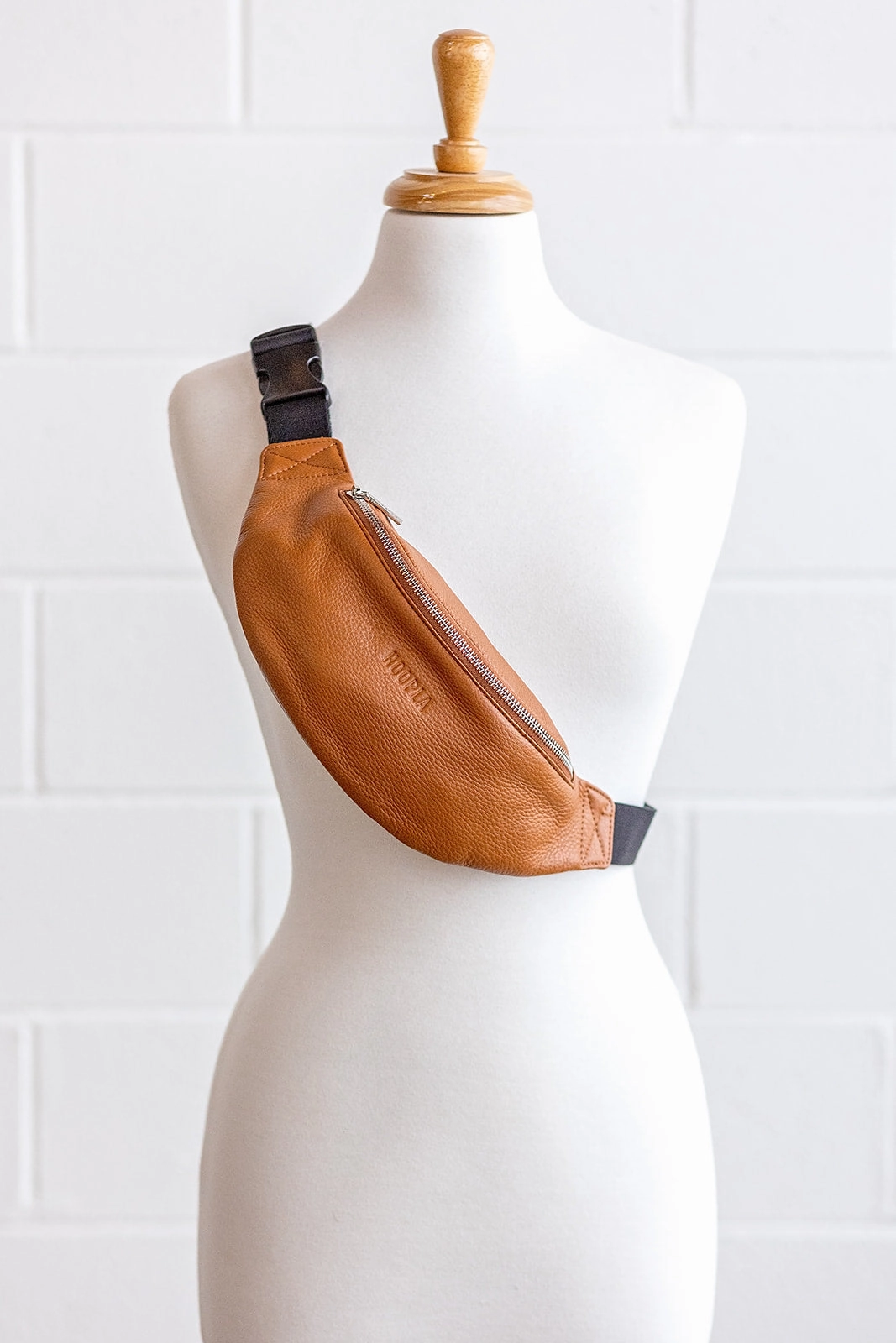 HOOPLA LEATHER CROSSBODY BUM BAG TAN
