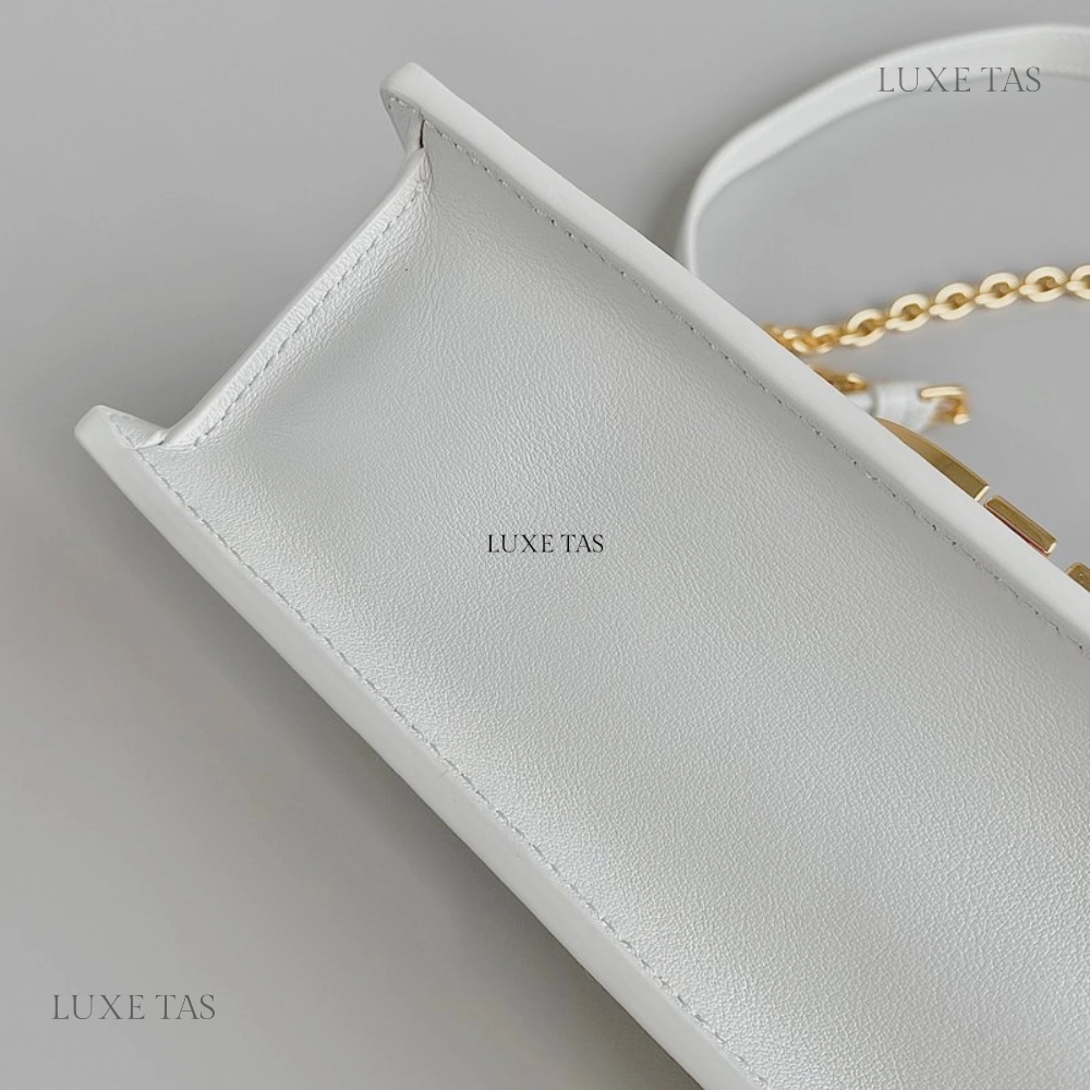 Latte 30 Montaigne East-West Bag With Chain Leather Crossbody Bag for Women