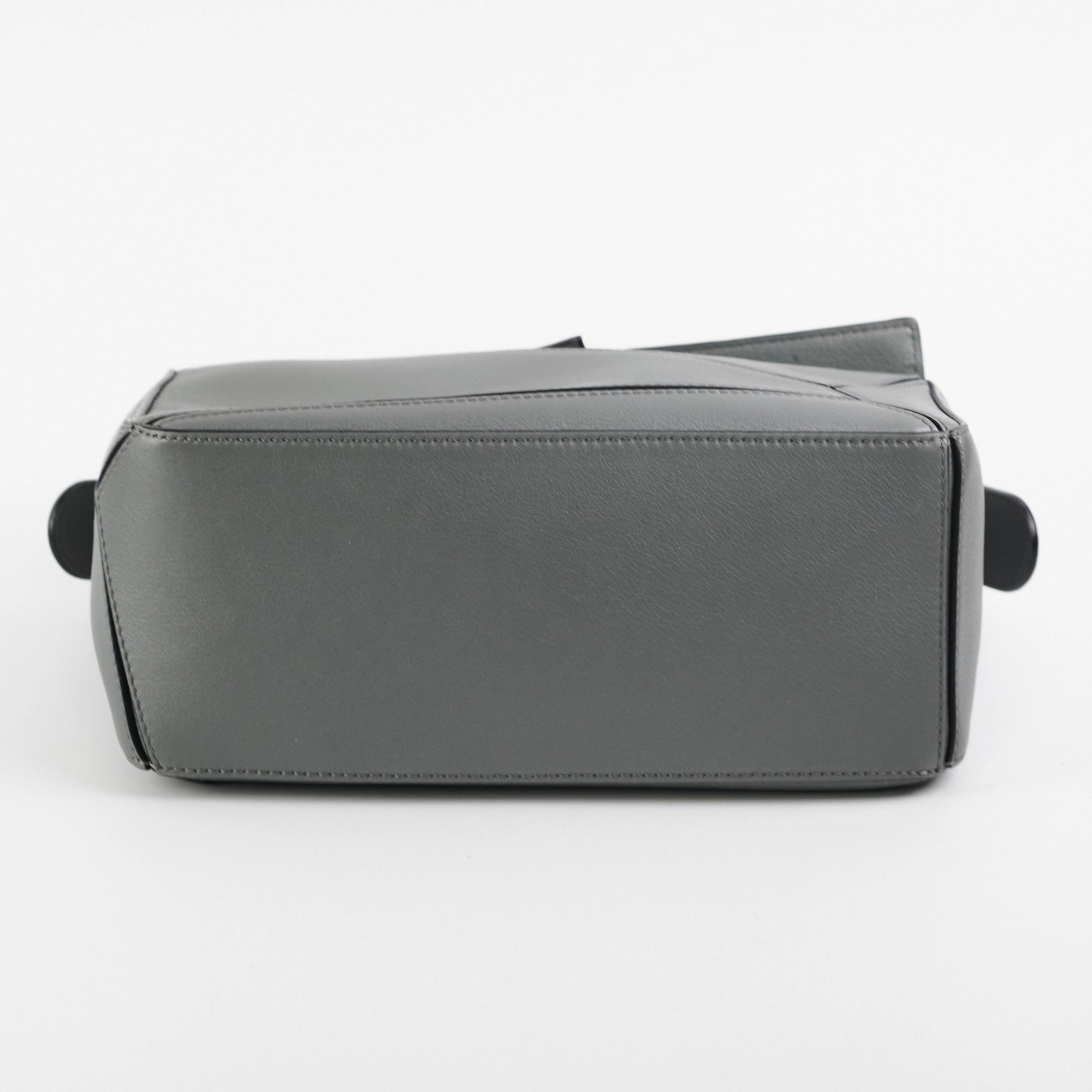 Loewe Puzzle Small Grey