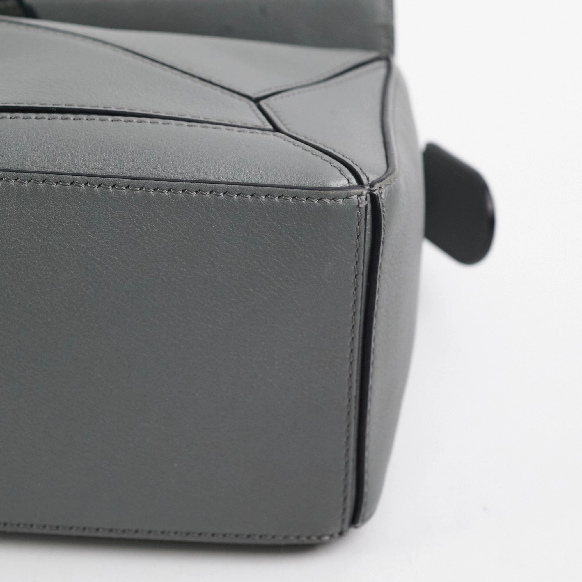 Loewe Puzzle Small Grey