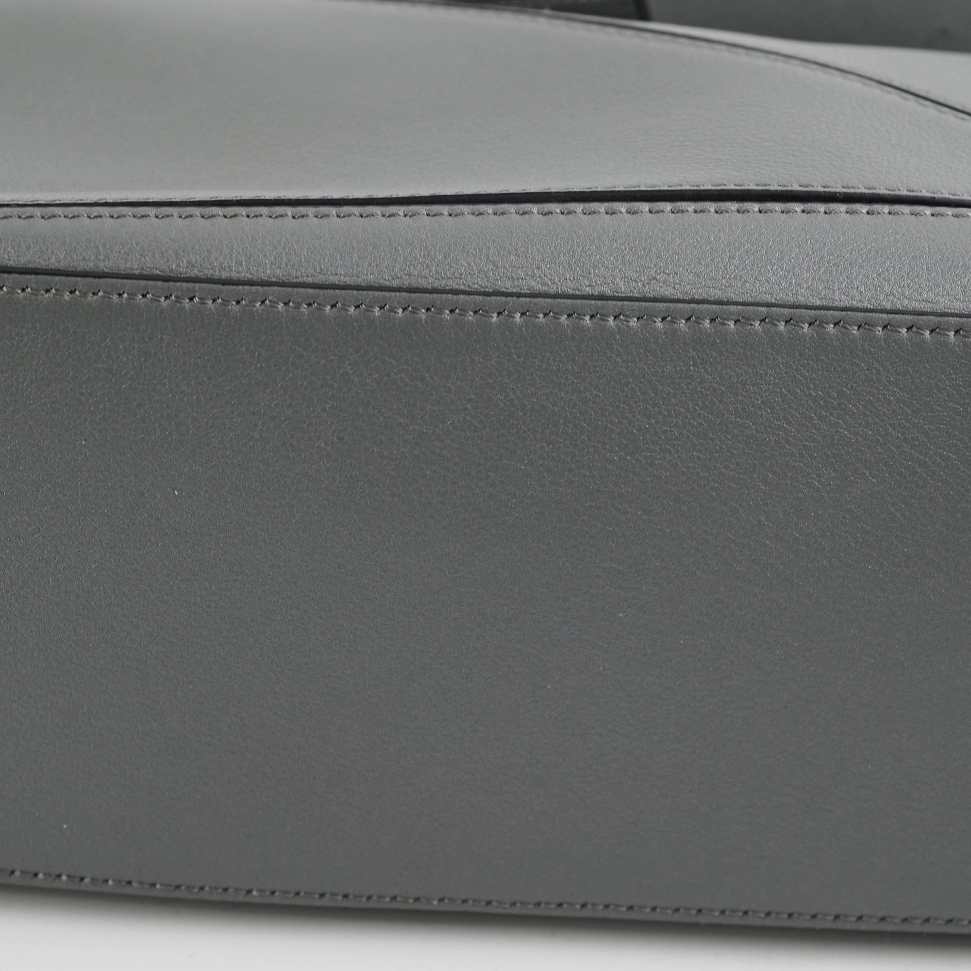 Loewe Puzzle Small Grey