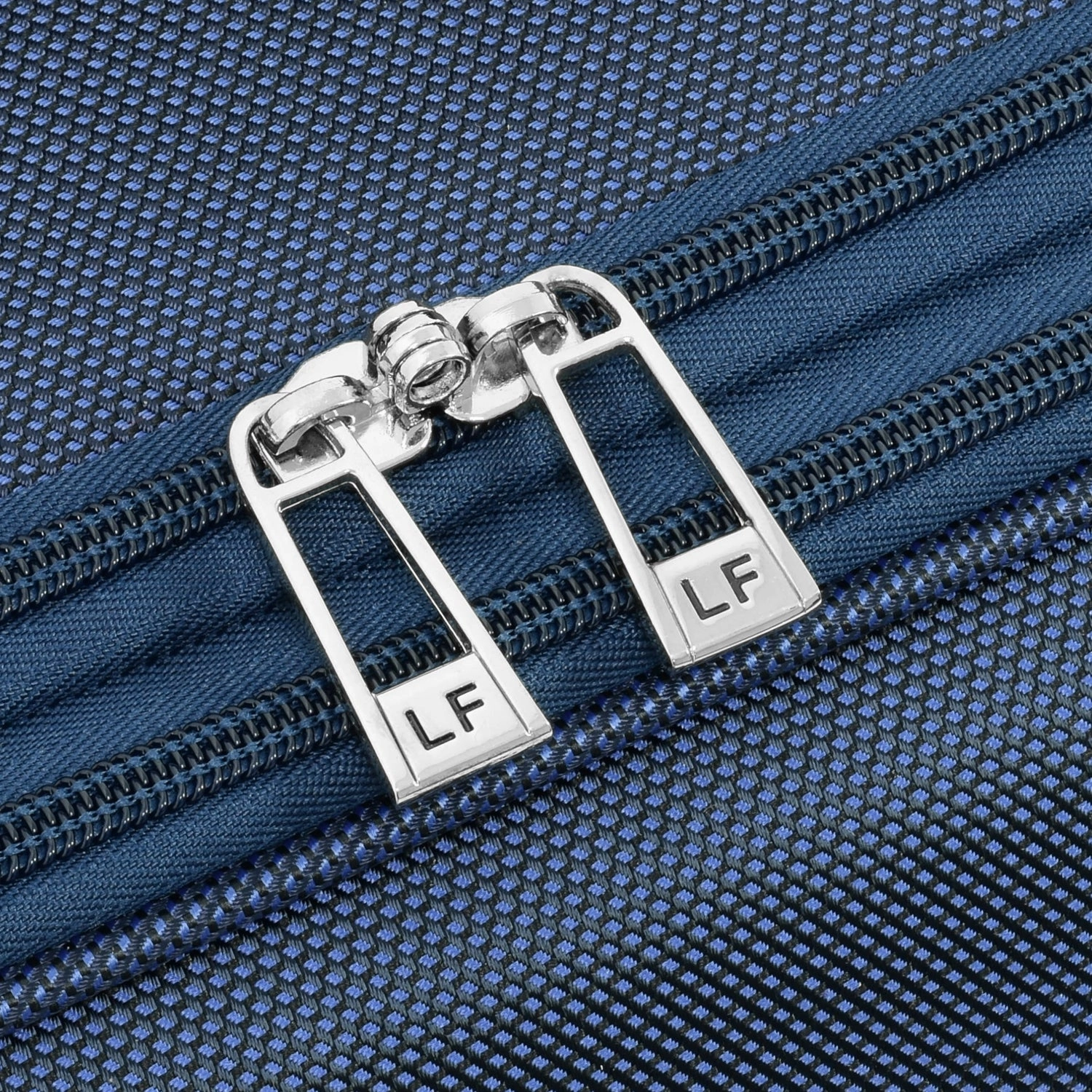 London Fog Knightsbridge II 20" 4-Wheel Carry-On Luggage