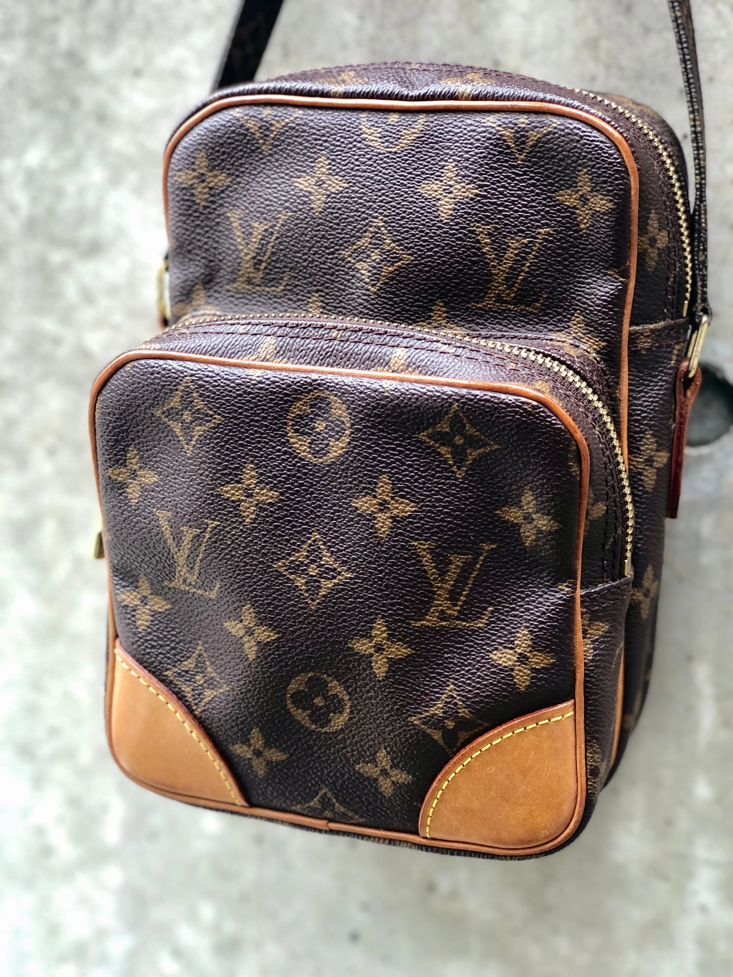 LOUIS VUITTON Amazon M45236 Monogram Crossbody Shoulder bag Pochette Vintage Old ef5htg