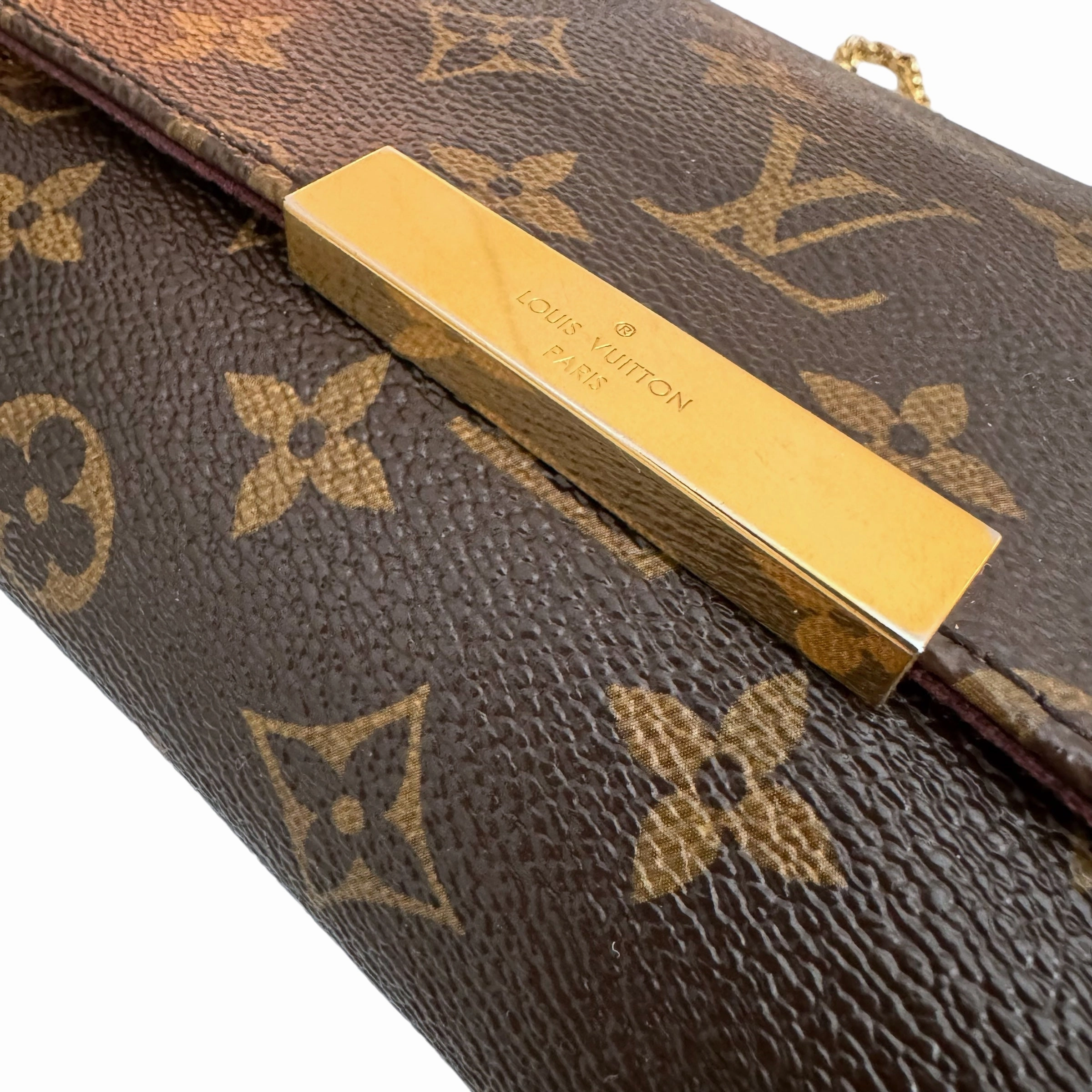 Louis Vuitton Favorite MM Monogram Shoulder/ Crossbody Bag