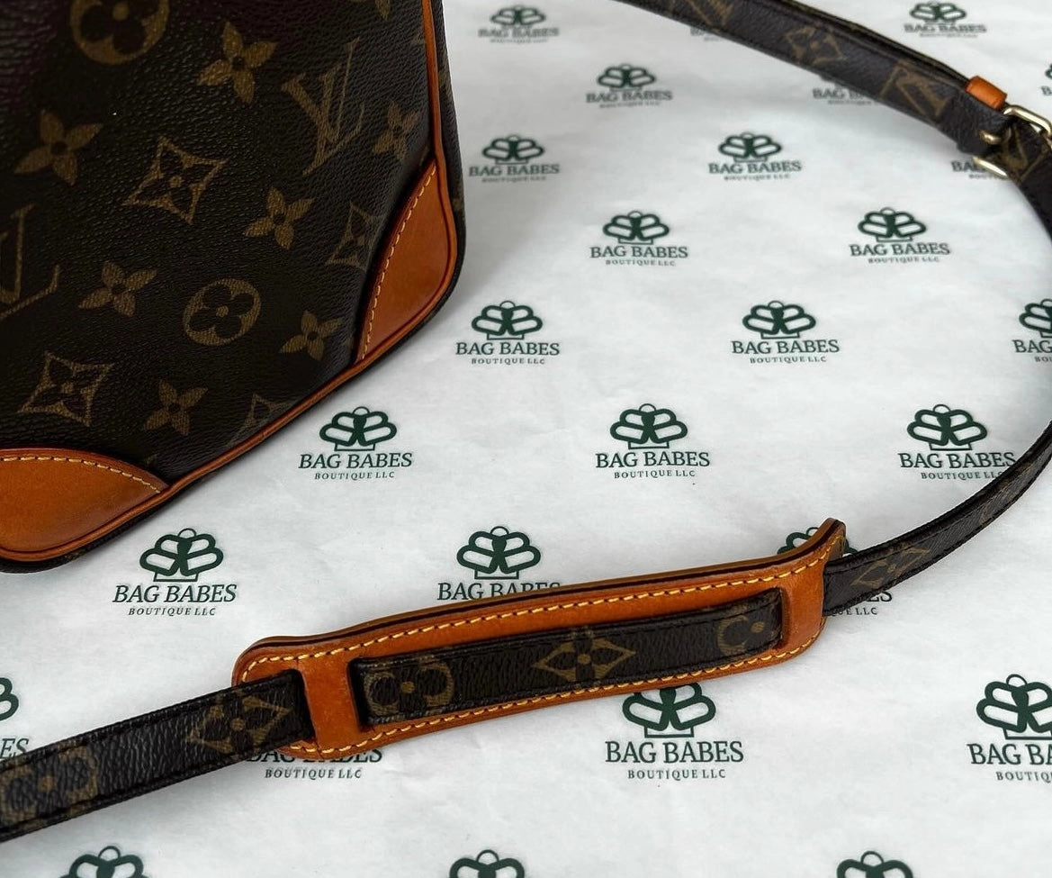 Louis Vuitton monogram amazone crossbody bag
