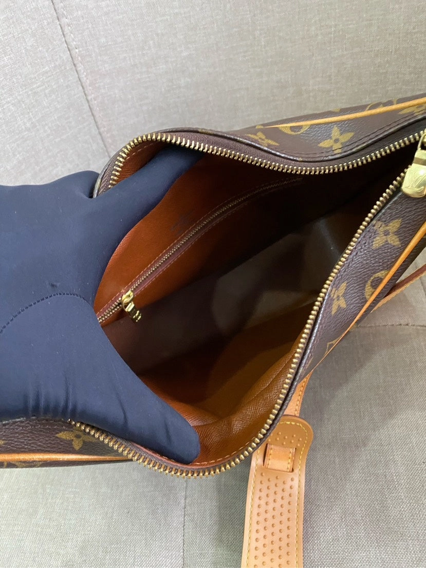 Louis Vuitton Monogram Brown Crossbody Bag 30x28cm
