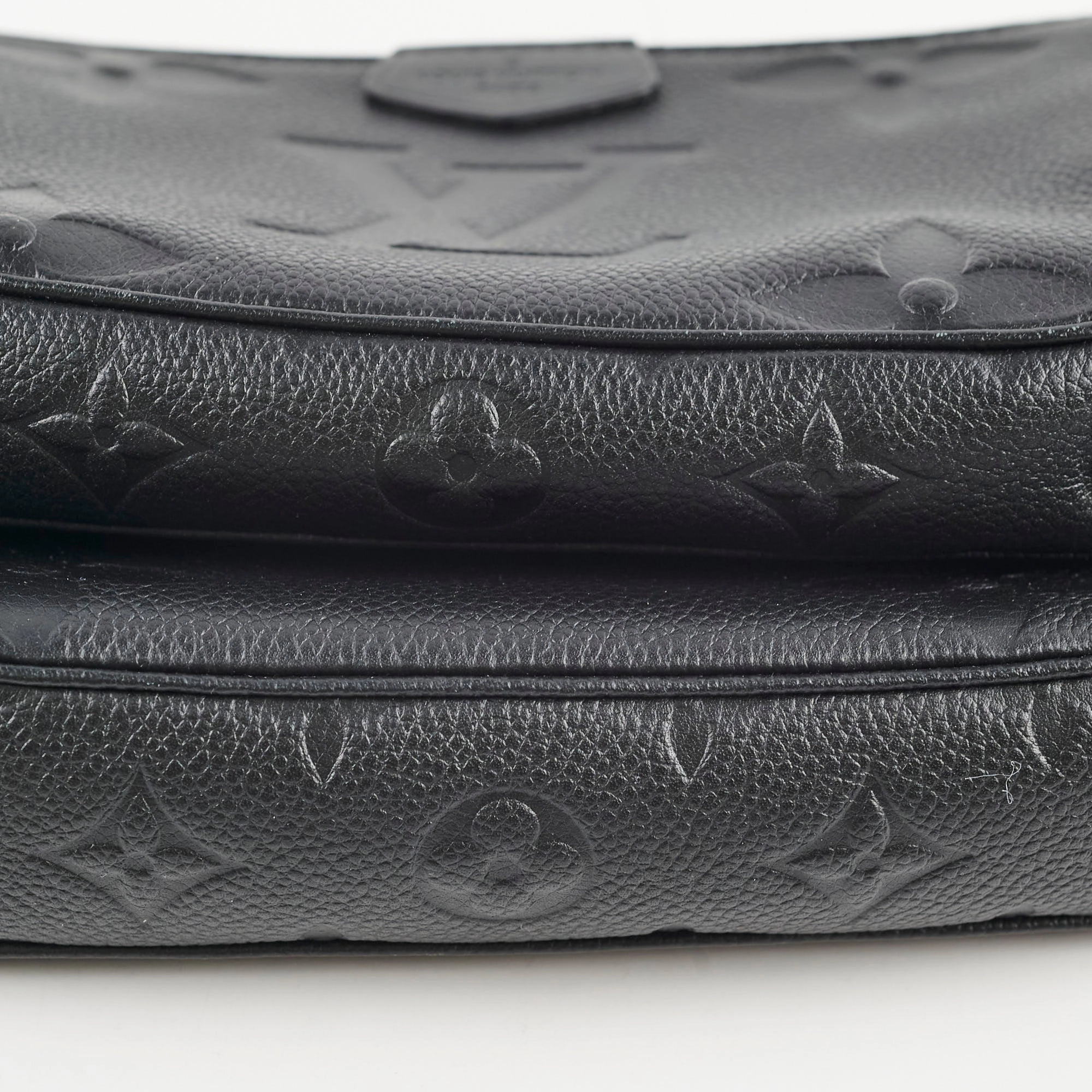 Louis Vuitton Multi Pochette Accessories Black
