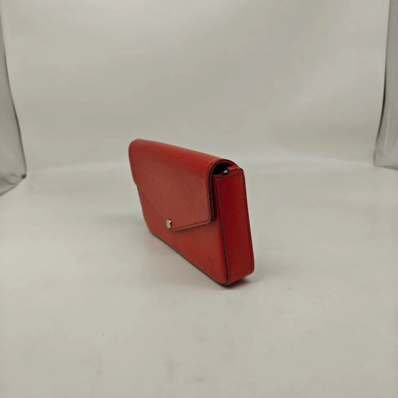 Louis Vuitton Red Patent Pochette 3 in 1 Clutch/Crossbody Bag