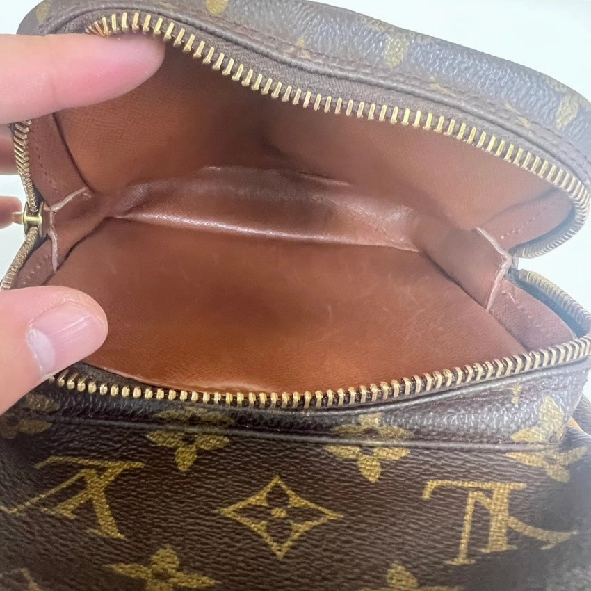 Louis Vuitton Vintage Crossbody E9922 Monogram Brown Leather Bag