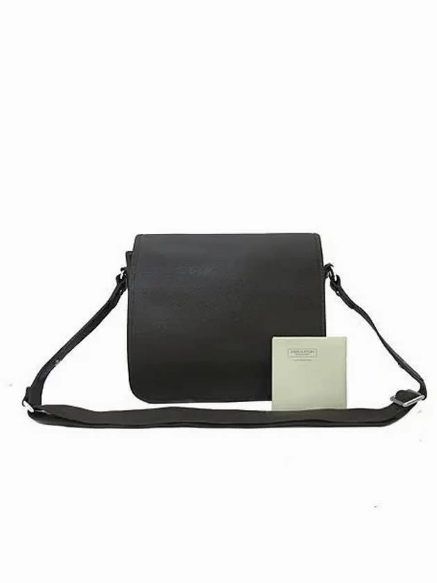 M32488 Crossbody Bag