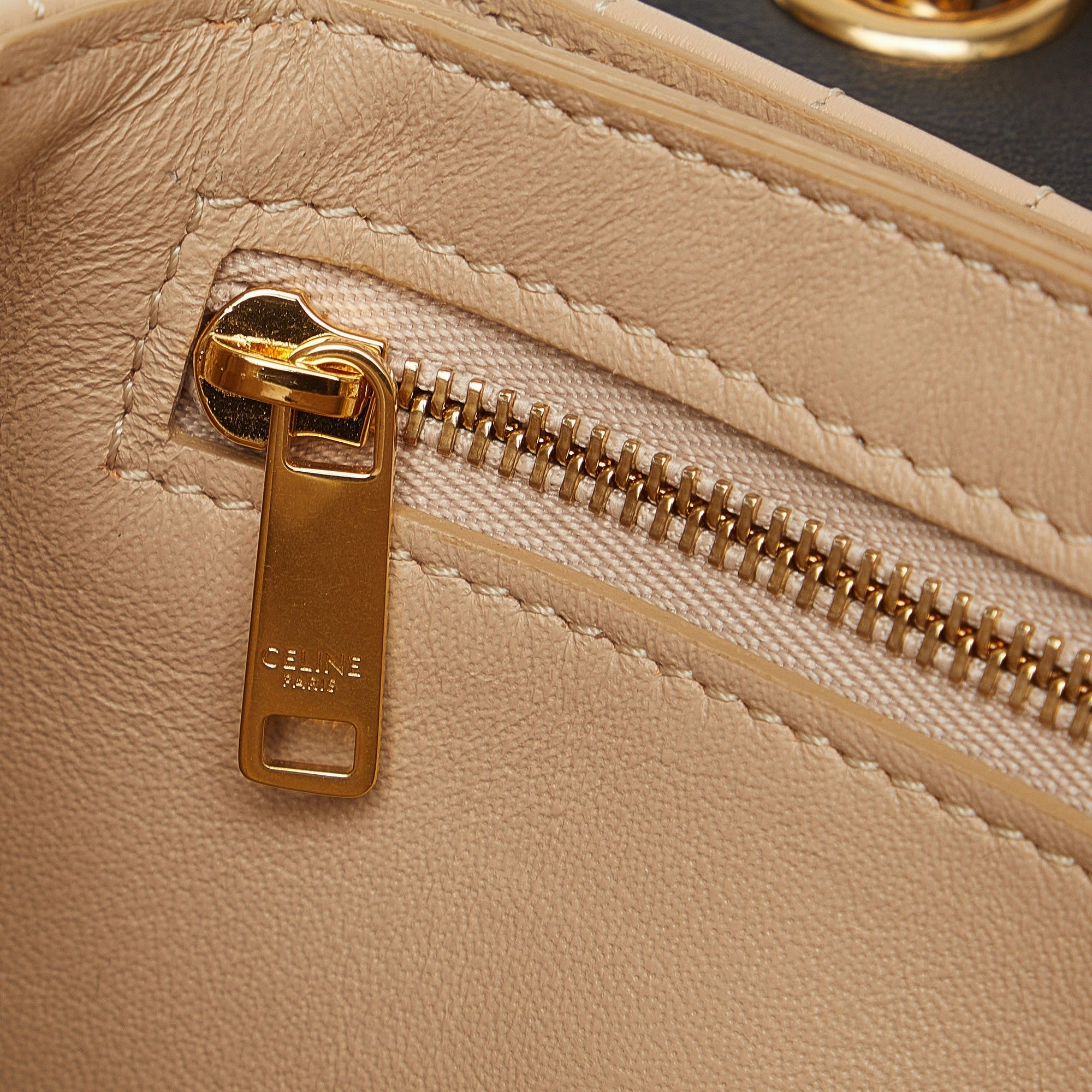 Medium Quilted C Crossbody