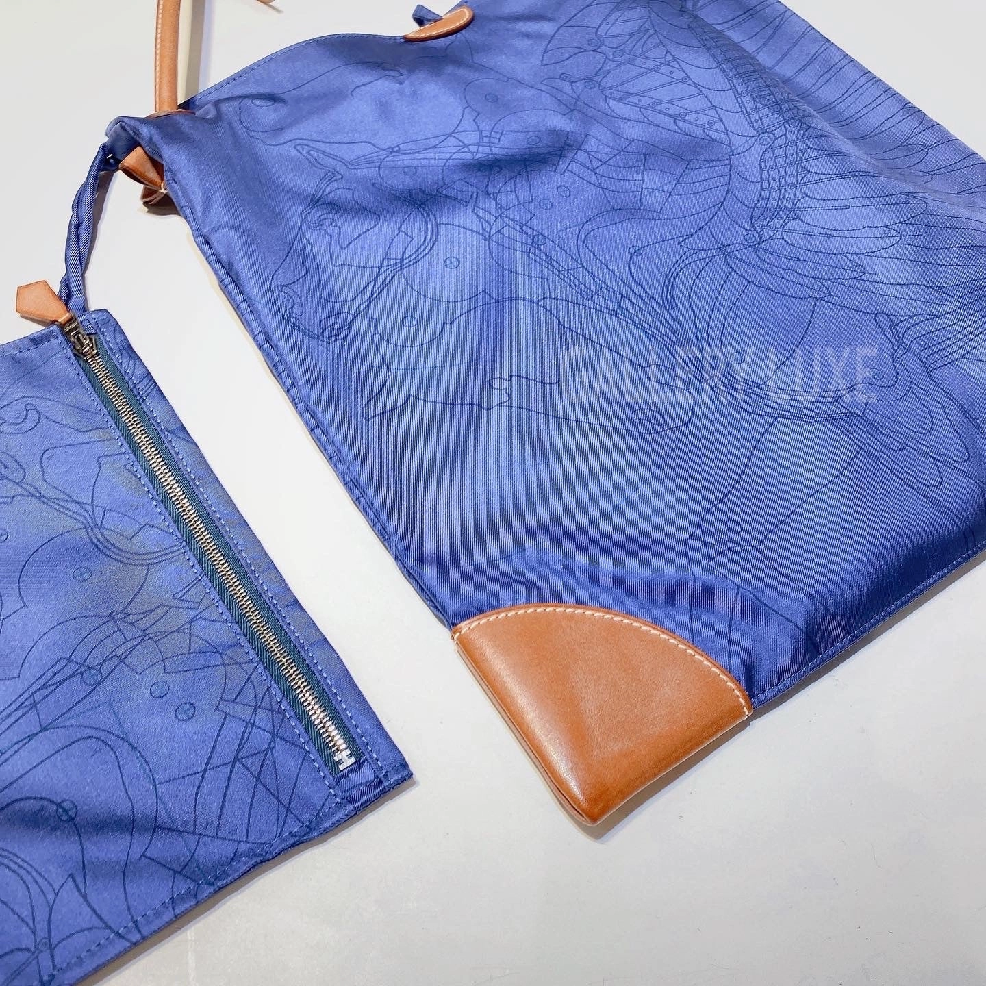 No.3134-Hermes Silk City Crossbody Bag