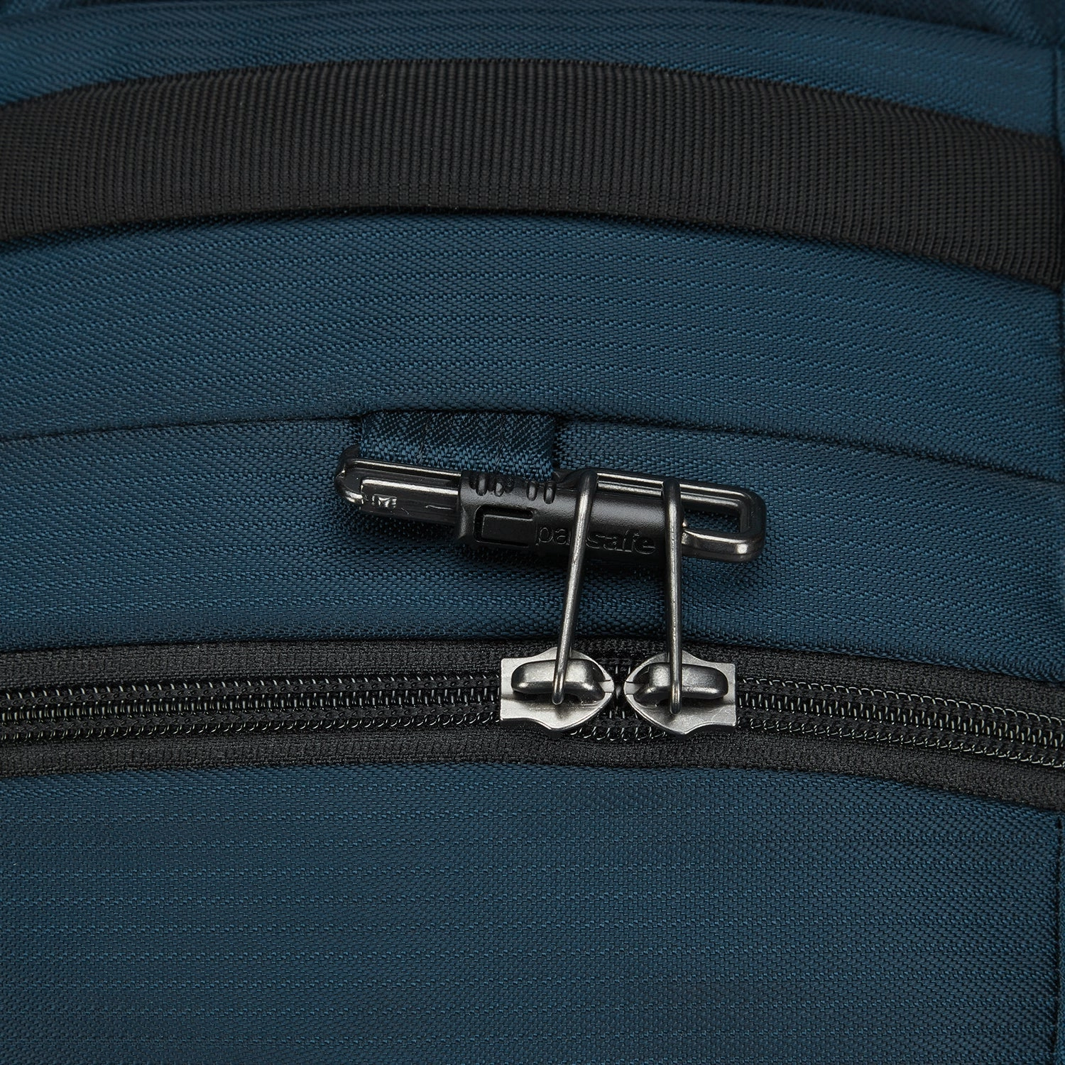 Pacsafe Metrosafe LS450 ECONYL Anti-Theft 25L Backpack