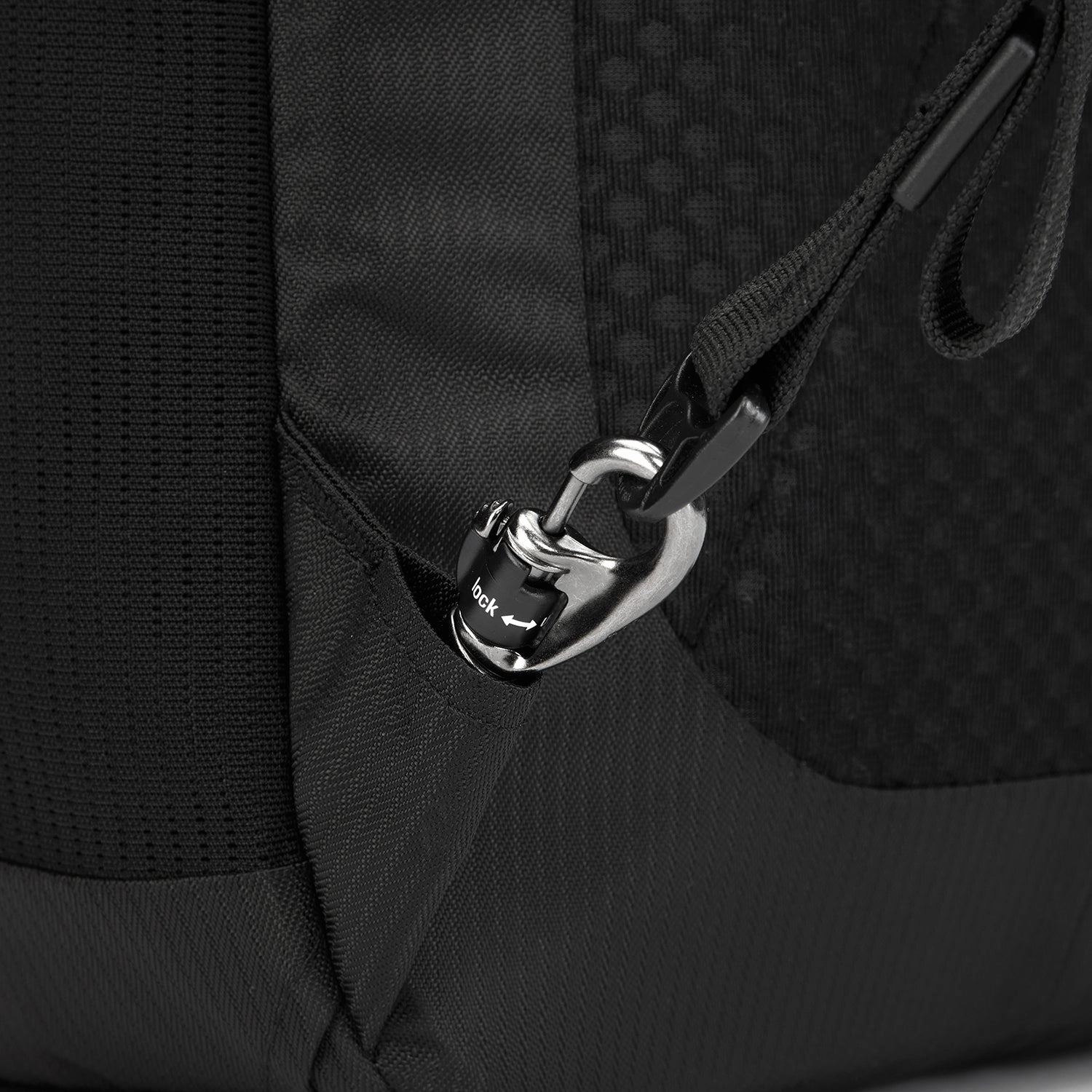 Pacsafe Metrosafe LS450 ECONYL Anti-Theft 25L Backpack