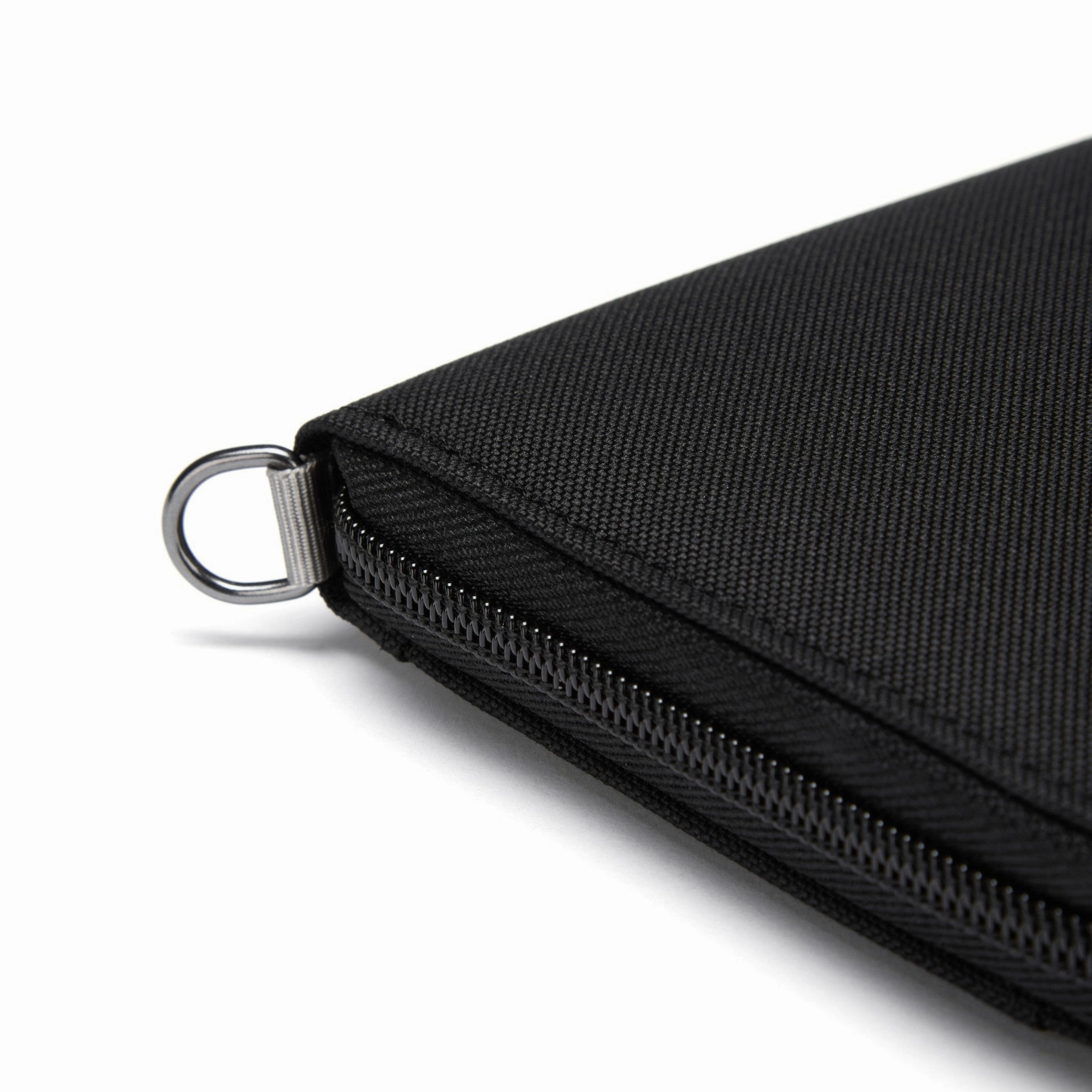 Pacsafe RFIDsafe Compact Travel Organizer