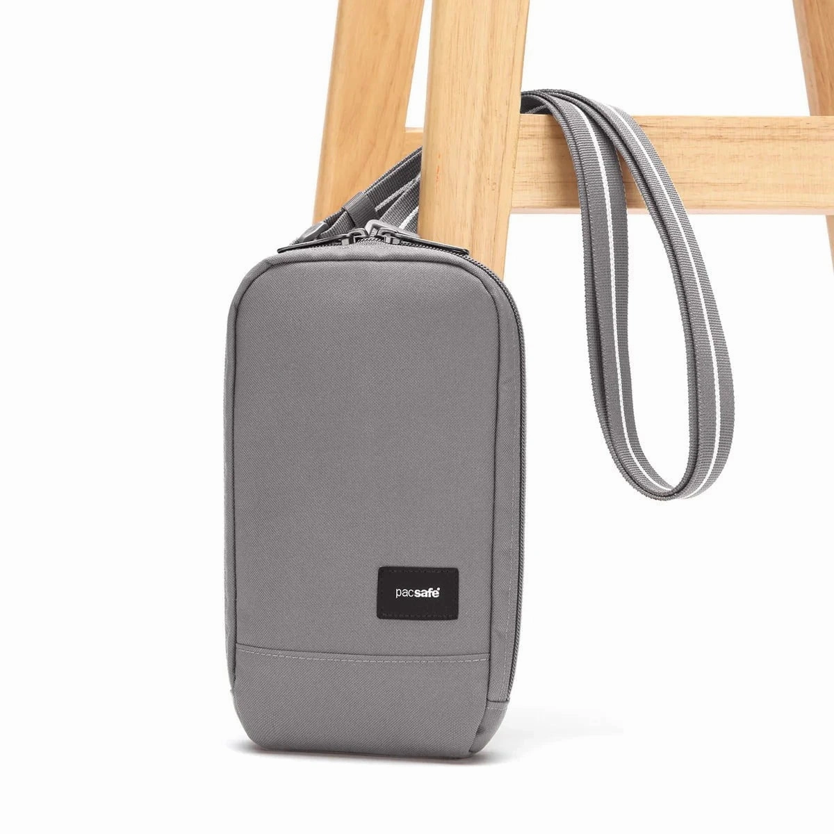 Pacsafe RFIDsafe RFID Blocking Tech Crossbody