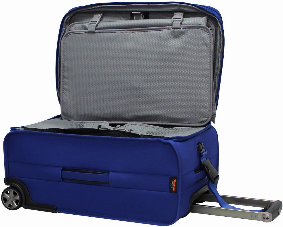Pathfinder Revolution Plus 22In Expandable Oversized Carry On