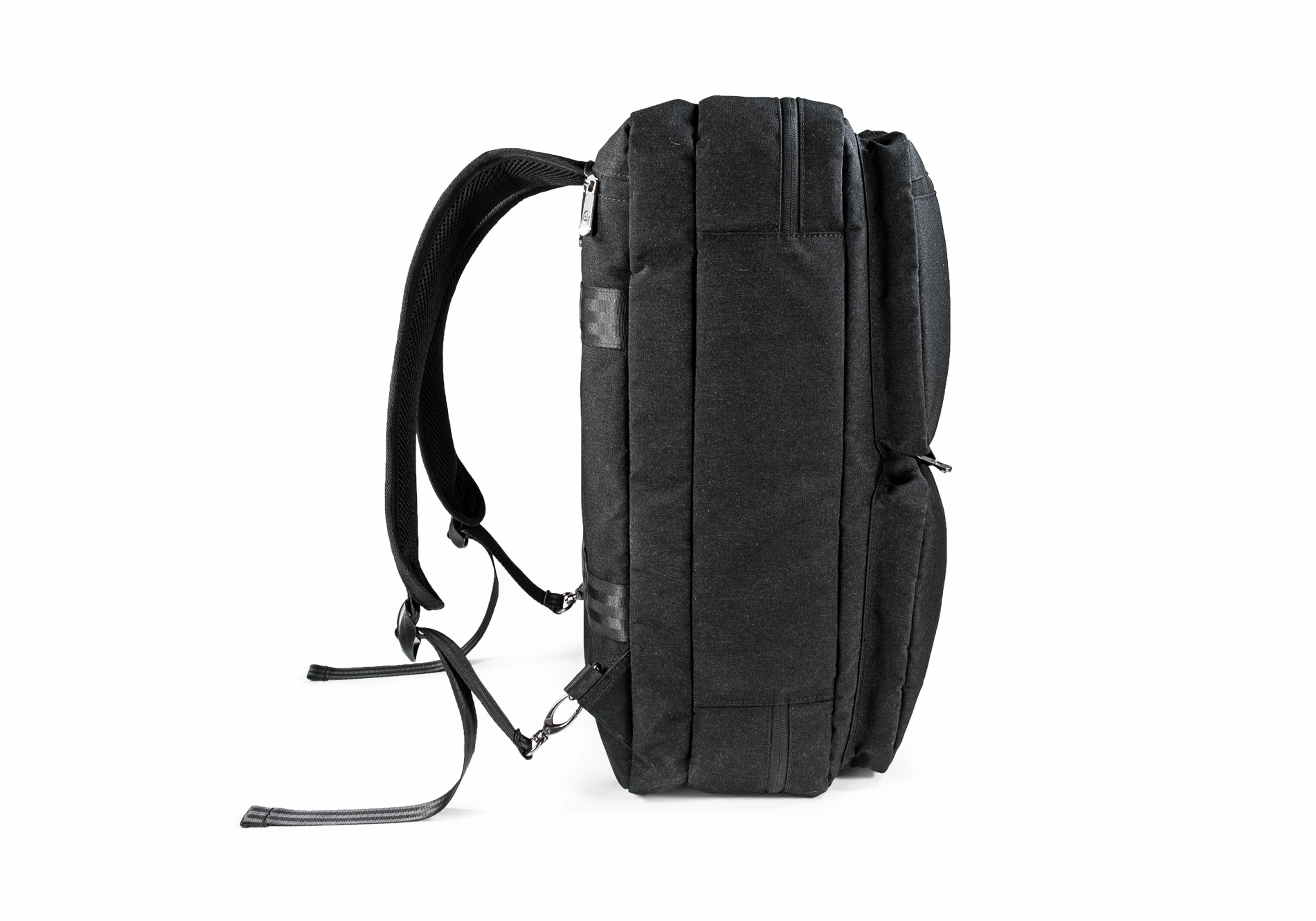 PKG Trenton 31L Messenger Backpack