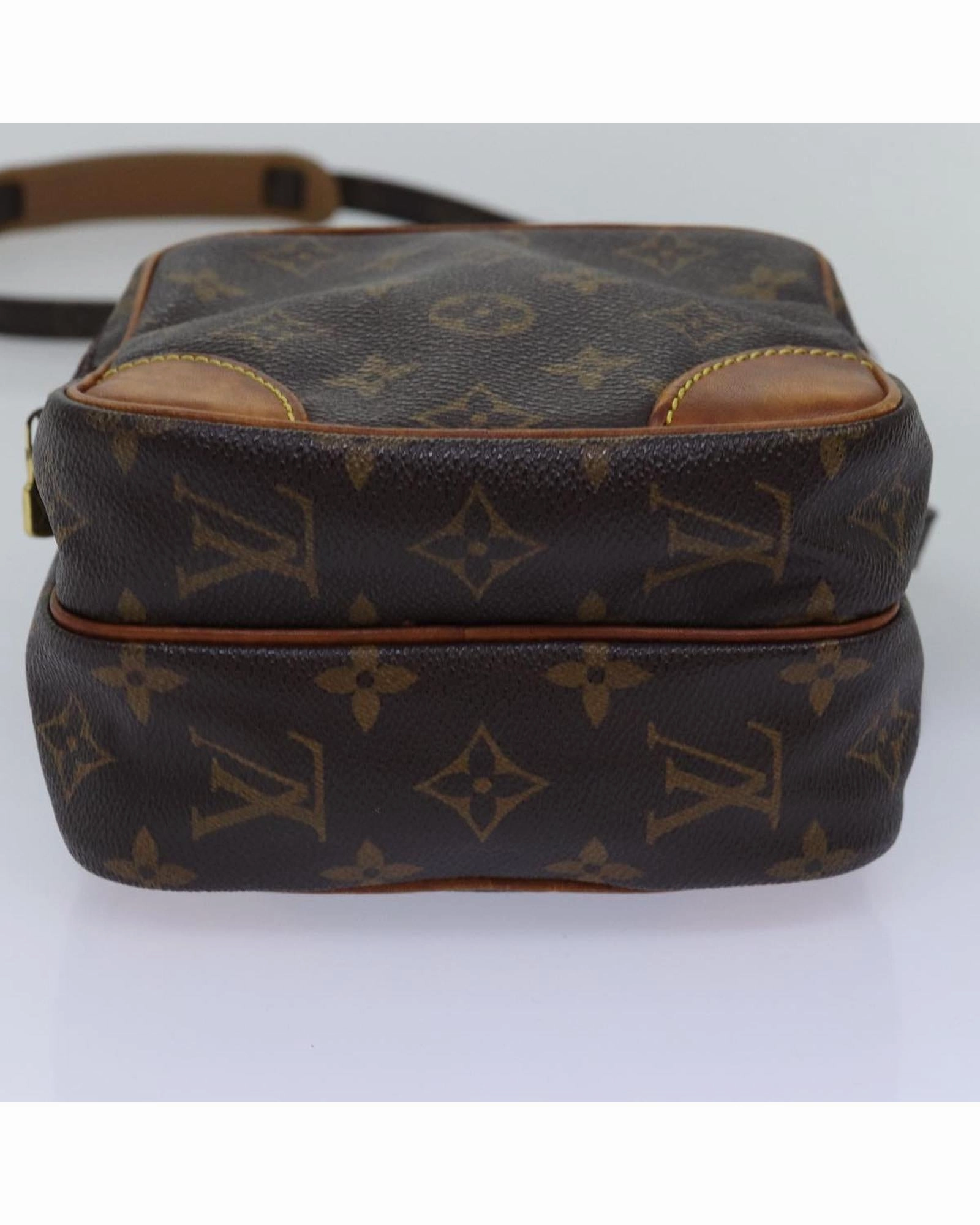 Pochette Crossbody bag