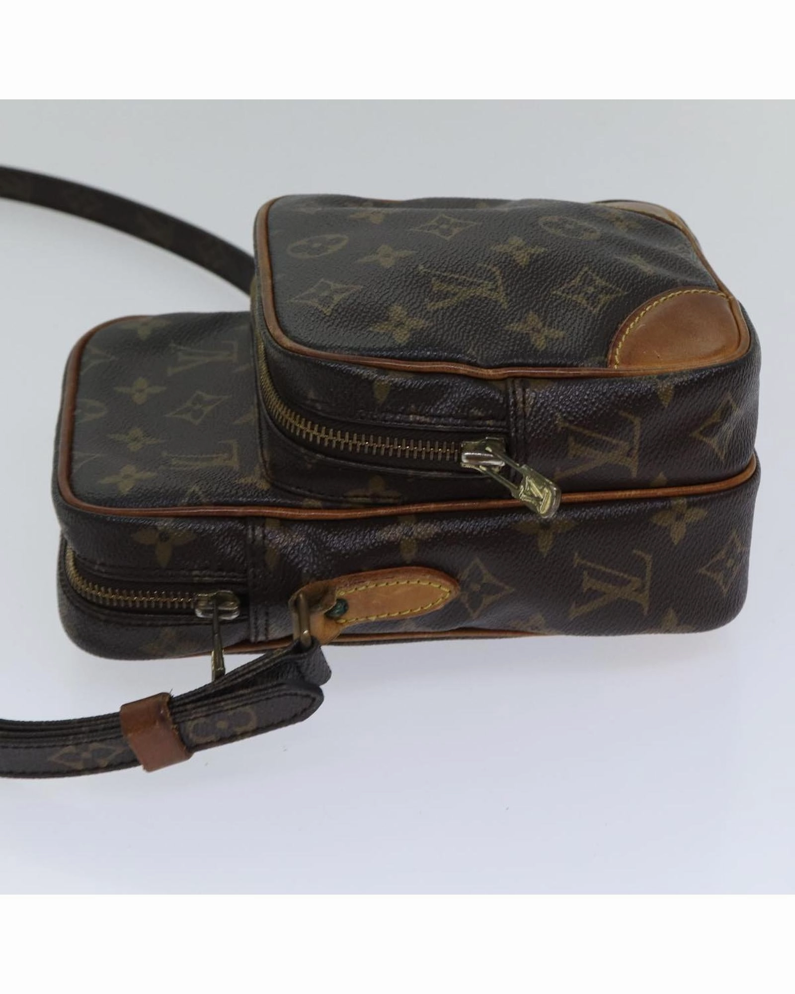 Pochette Crossbody Bag Monogram Canvas