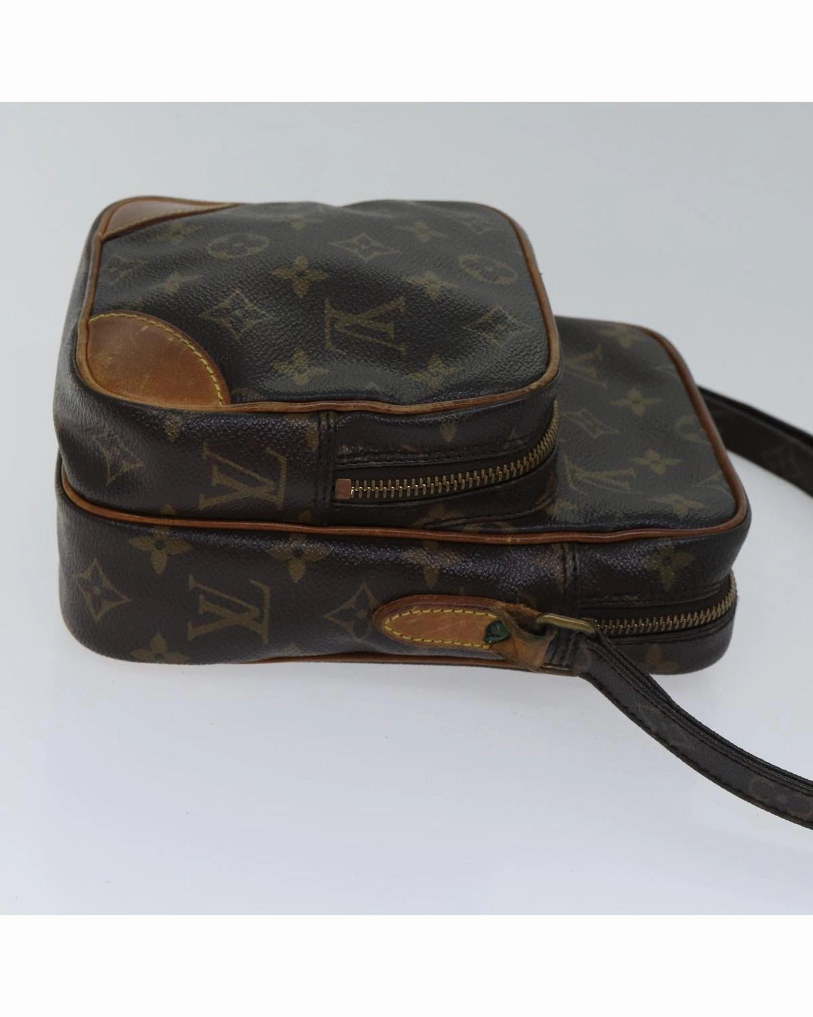 Pochette Crossbody Bag Monogram Canvas