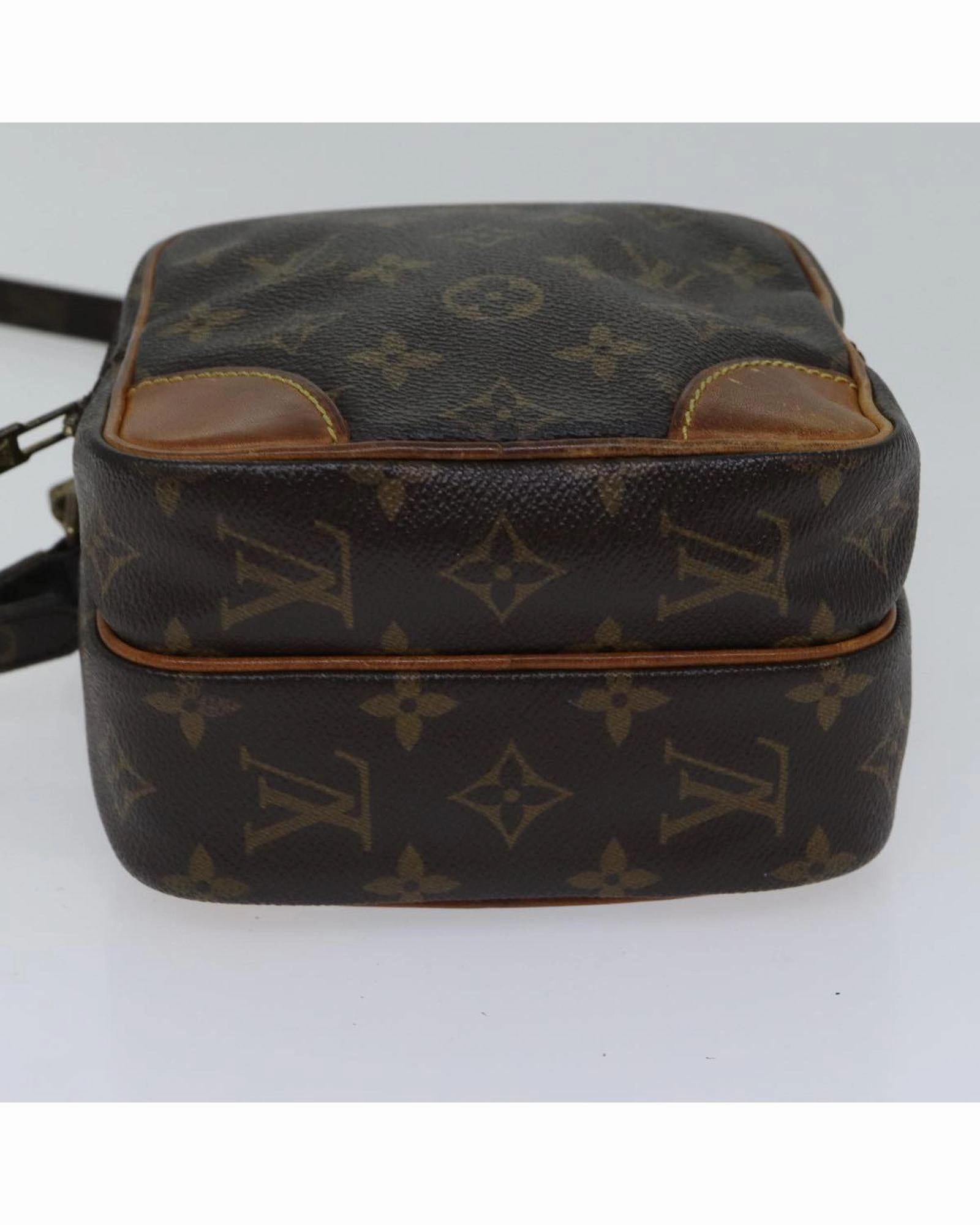 Pochette Crossbody Bag Monogram Canvas