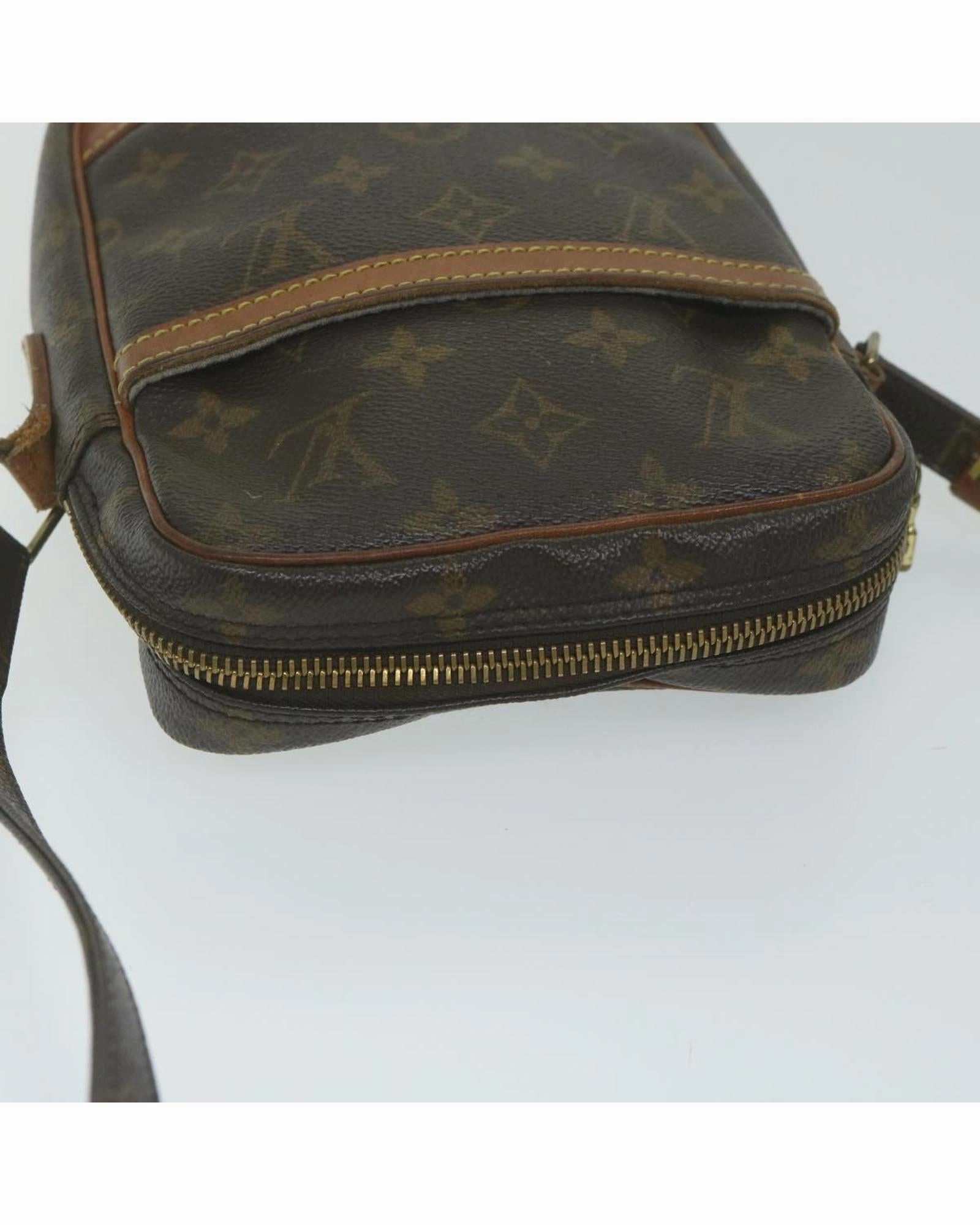 Pochette Crossbody Bag