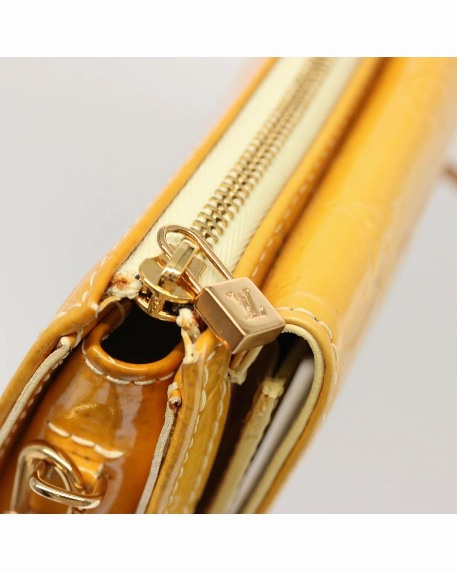 Pochette M91276 Crossbody Bag
