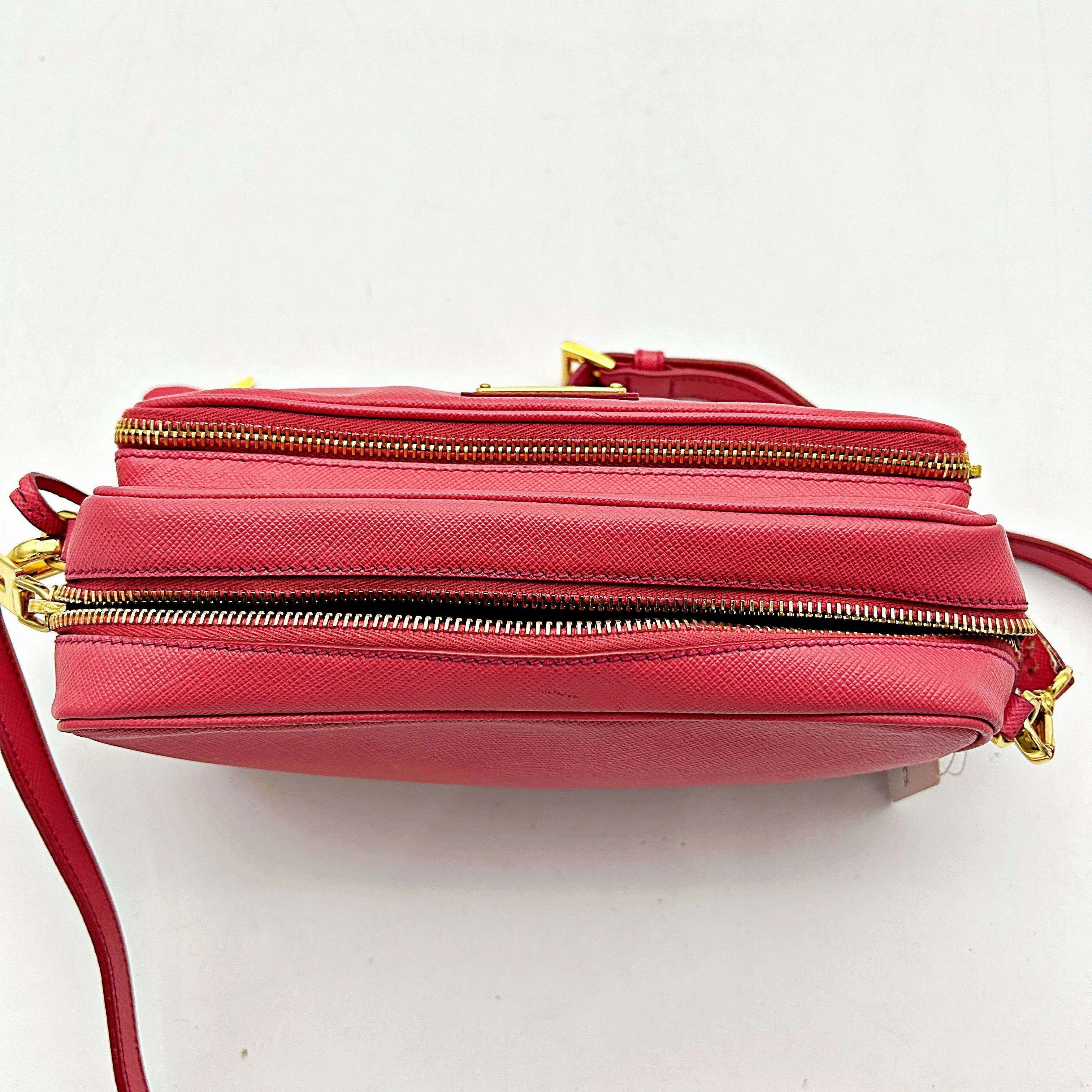 PRADA Saffiano Lux Double Zip Crossbody Bag Fuoco AF152