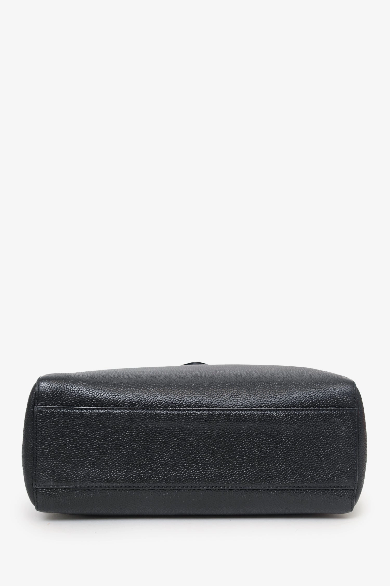 Pre-Loved Chanel 1997-99 Black Caviar CC Turnlock Envelope Shoulder Bag
