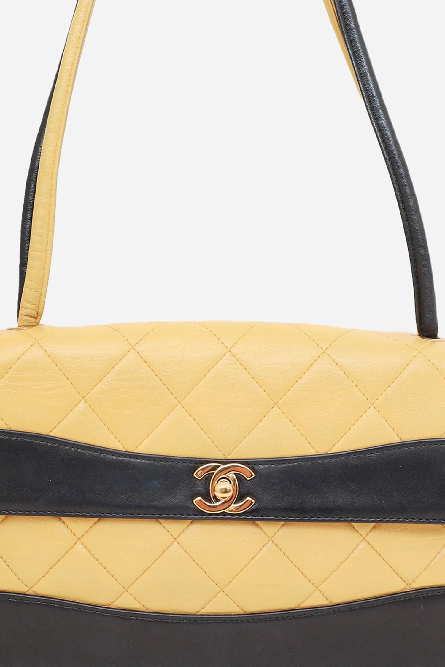 Pre-Loved Chanel 2000-02 Beige/Black Quilted Lambskin Tie Knot Flap Bag