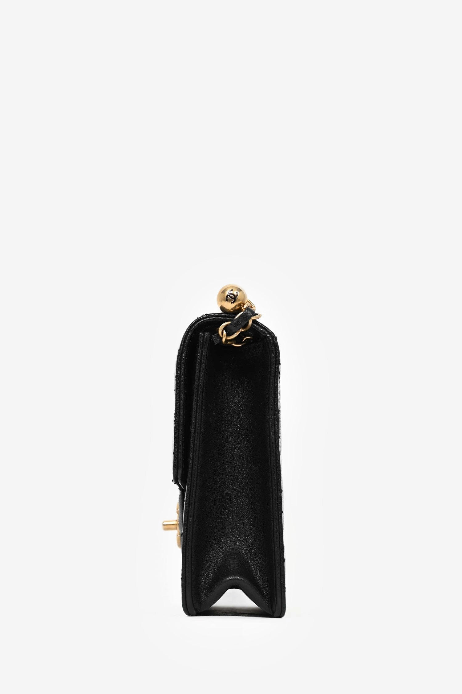 Pre-Loved Chanel 2019 Black Leather Chic Pearl Swaure Flap Bag